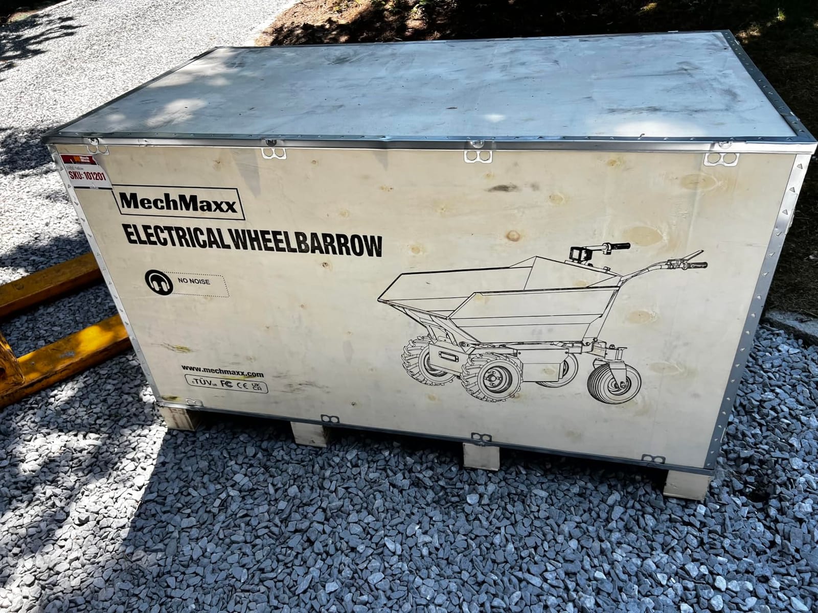 MechMaxx 1100Lb Loading 48V Battery Powered Wheel Barrow Electric Dumper Cart with 30W Light, Hydraulic Tipping, 1000W Brushless DC Motor, LED Display Screen, Model EH50 Red customer photo 1