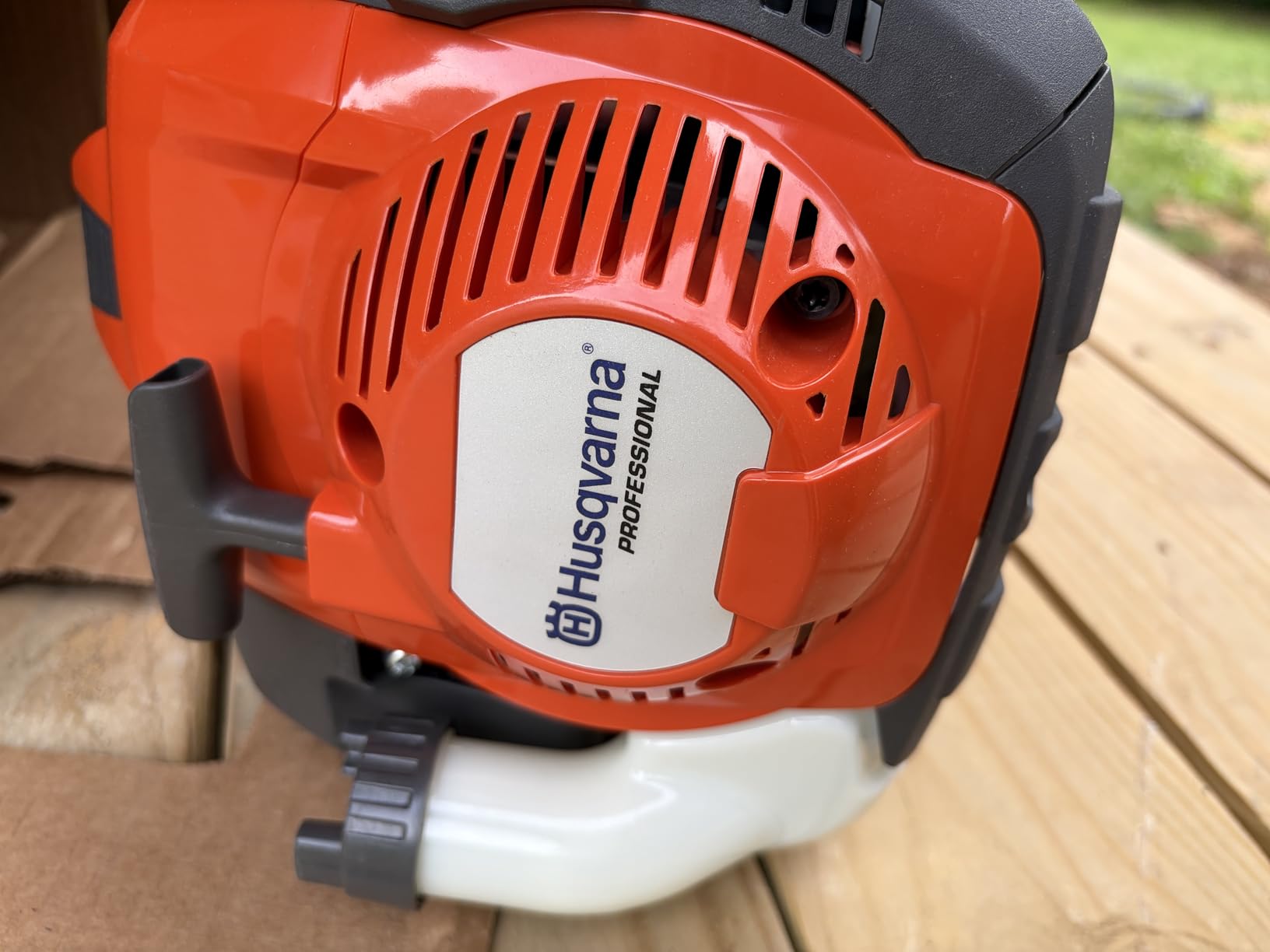 Husqvarna 525RX Brush Cutter with T35 Tap n Go Trimmer Head, Outdoor Tools | Professional straight shaft gas brush cutter, with 17-inch cutting width, 25.4-cc X-TORQ engine, Air Purge, lawn tools customer photo 2