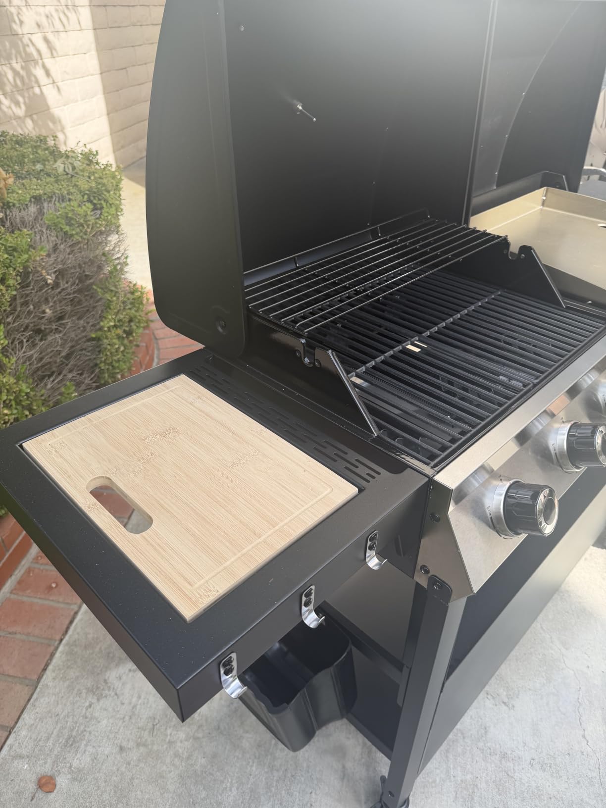 Sophia & William Propane Gas Grill and Griddle Combo, Dual Outdoor BBQ | Grill with Flat Top Griddle for Outdoor Cooking, Backyard, Patio, 696 SQIN Cooking Area, Porcelain-Enameled Cast Iron Grates customer photo 2
