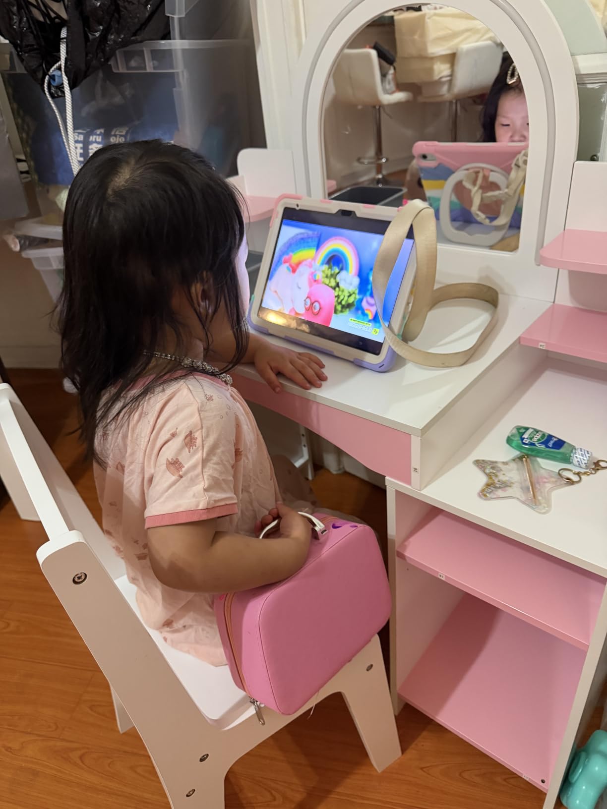 MU Kids Vanity with Lights, Princess Makeup Vanity Desk with Open Bookshelf, Storage Cabinet & Shelves, 2 in 1 Toddler Vanity Table & Chair Set with Lighted Mirror for Little Girls, Pink customer photo 1