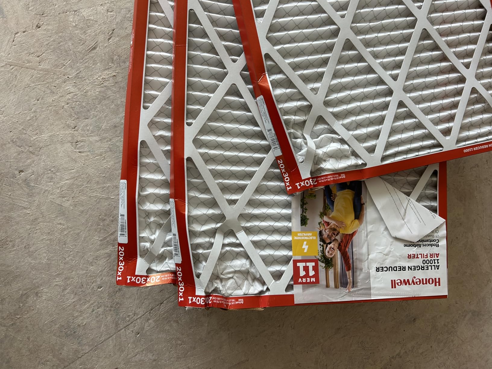 Honeywell 20x25x1 MERV 11 Allergen Reducer 11000 Electrostatic Pleated HVAC AC Furnace Air Filter (4-Pack) | Replacement Filter for Home Use | Made in USA customer photo 1