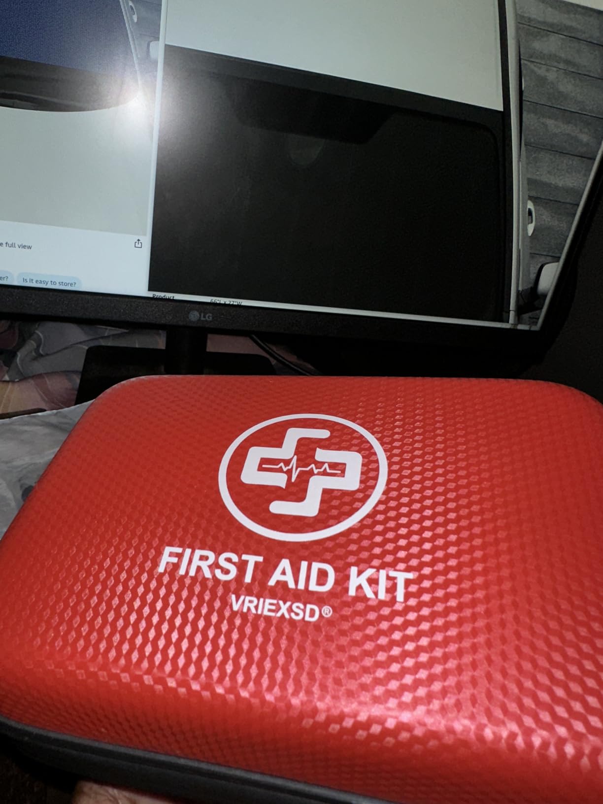 VRIEXSD Premium 320-Piece First Aid Kit, Waterproof EVA Hard Shell Case, Red | Compact Design Emergency Medical Kits with Comprehensive Supplies For Home, Camping, Car, Hiking, Travel, Businesses, Outdoor customer photo 1