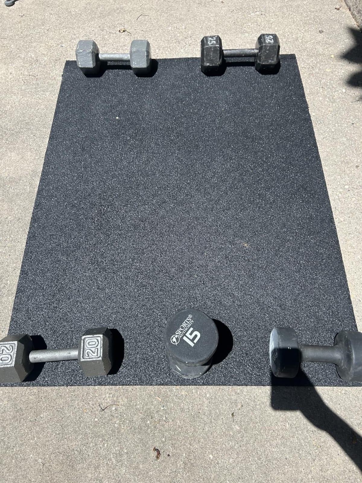 Mohawk Home Heavy Duty Rubber Stall Mat - Gym Floor- Under Dog Crate - All Purpose Utility 3' x 4' - 1/2