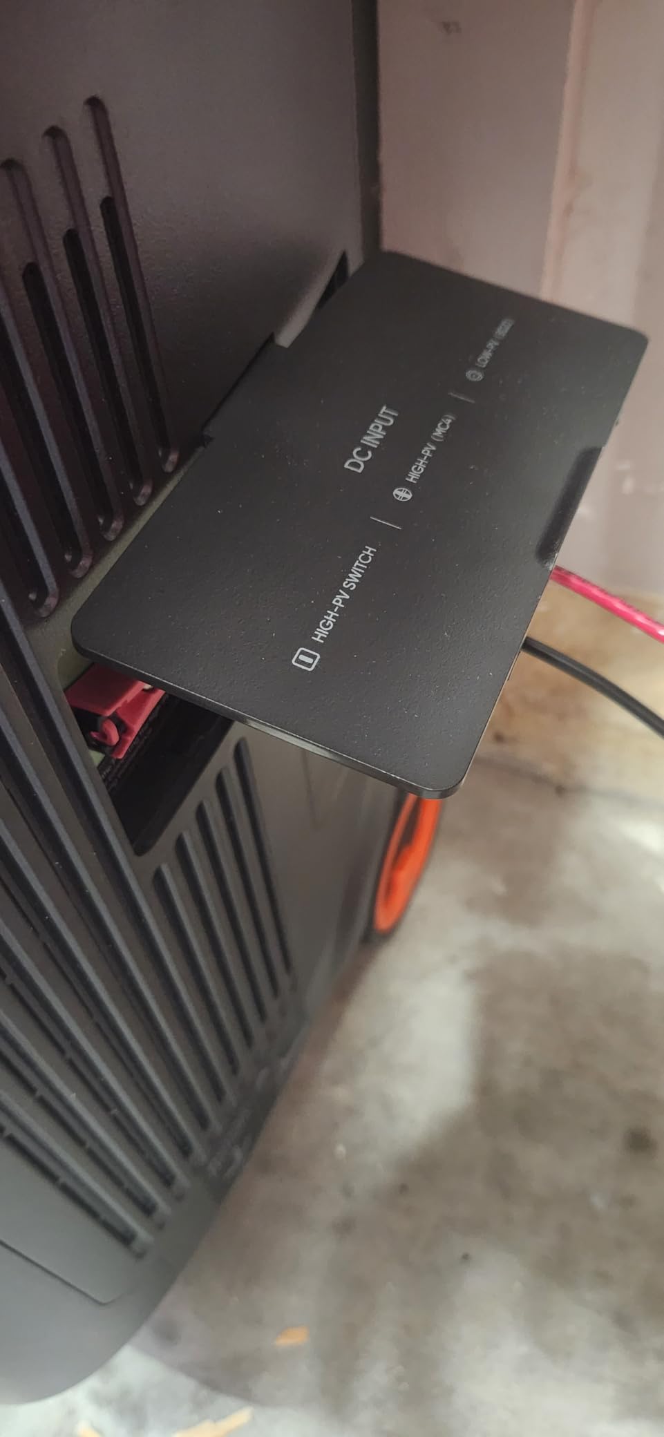 Jackery Solar Generator 5000 Plus Portable Power Station, 5040Wh LiFePO4, 7200W 120V/240V AC Output, Expandable to 60kWh customer photo 1