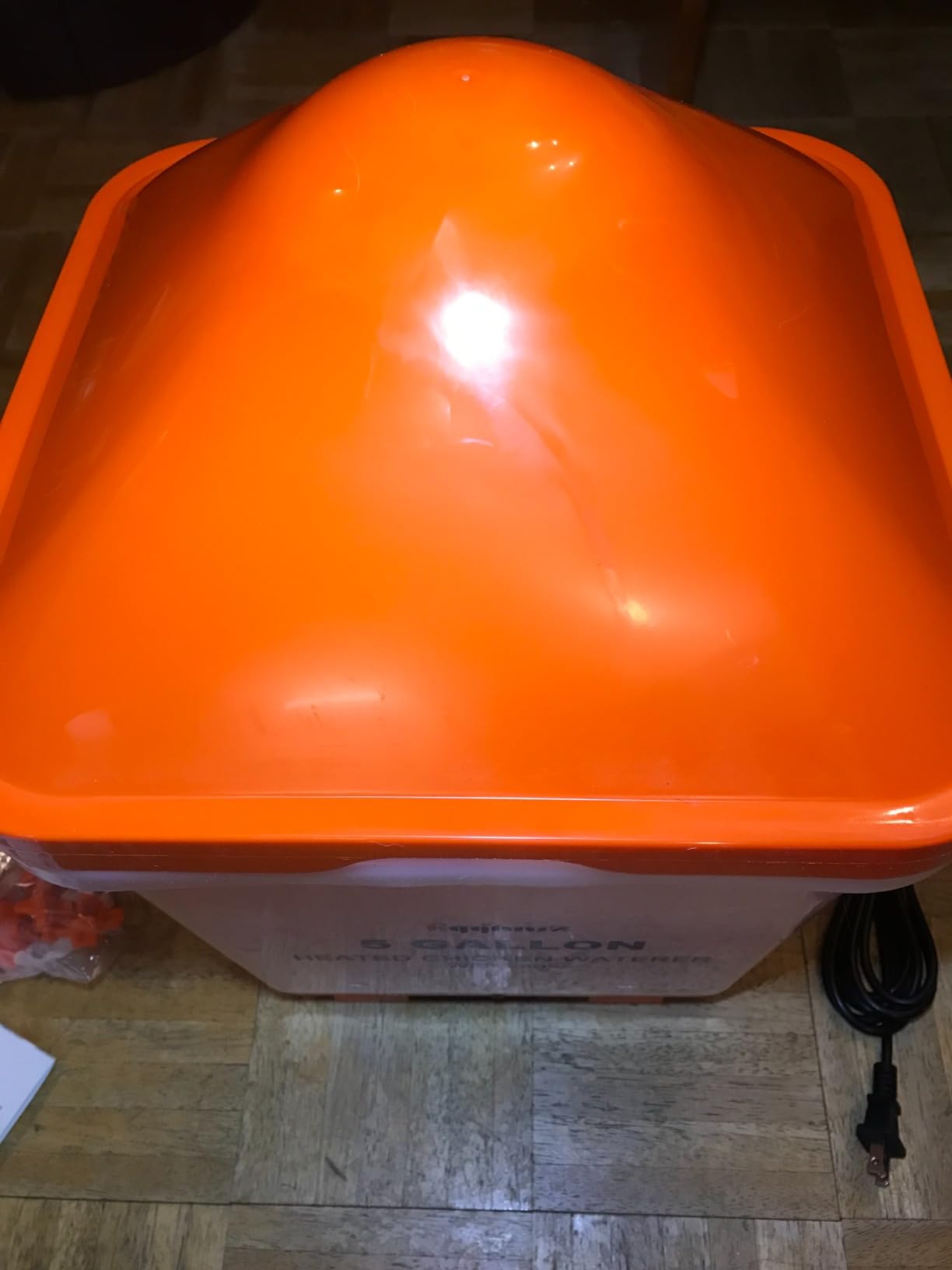 Eggluuz Heated Chicken Waterer 5 Gallon Thermostatically Controlled Poultry Water Heater with 8 Horizontal Nipples for Winter customer photo 1
