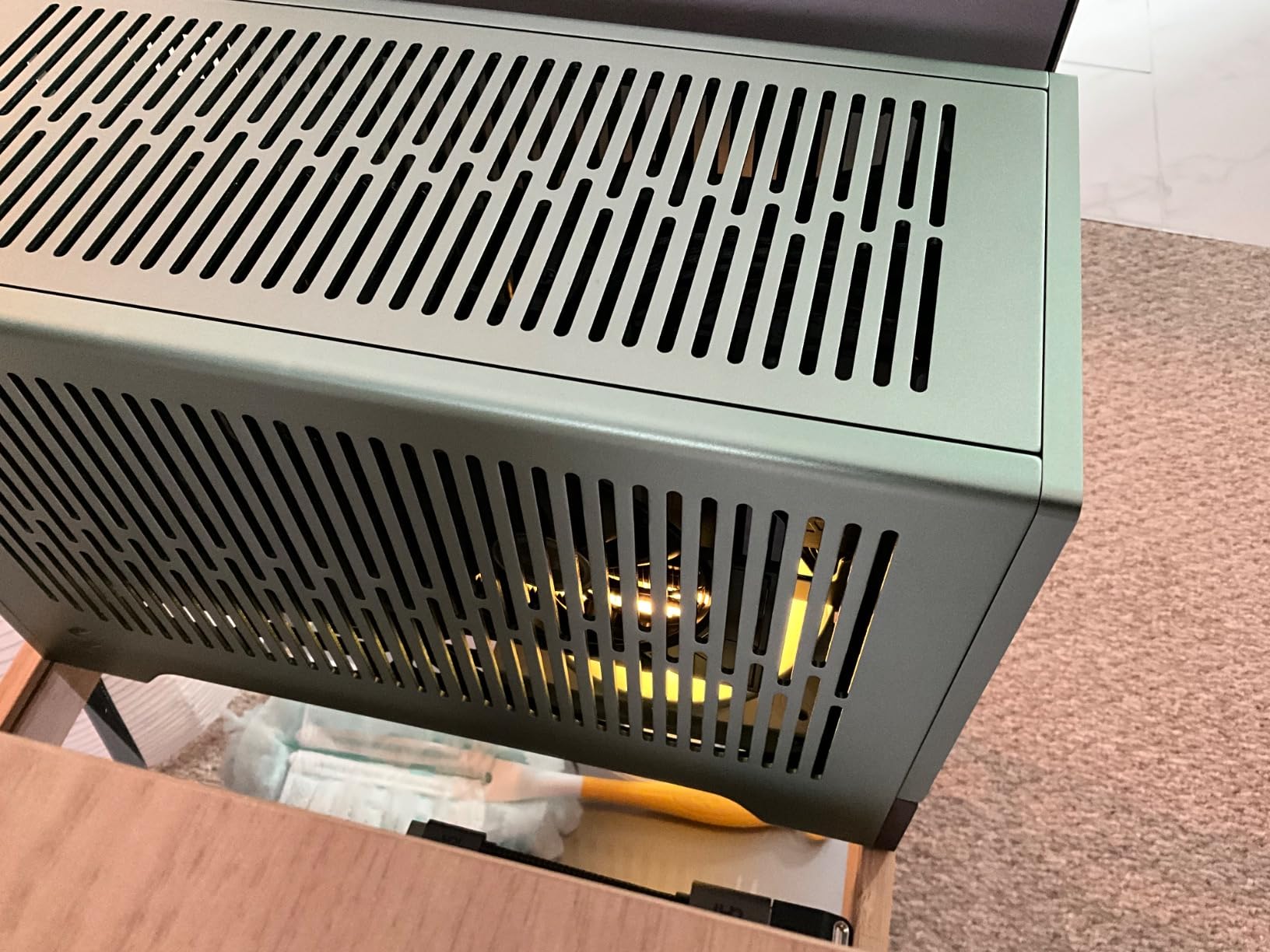 be quiet! Light Wings LX 120mm PWM high-Speed Triple Pack, 3 Fans Included, Illuminated hub, Multiple Colors and Modes, Optimized Fan Blades for Extraordinary air Pressure, Daisy Chain Option customer photo 2