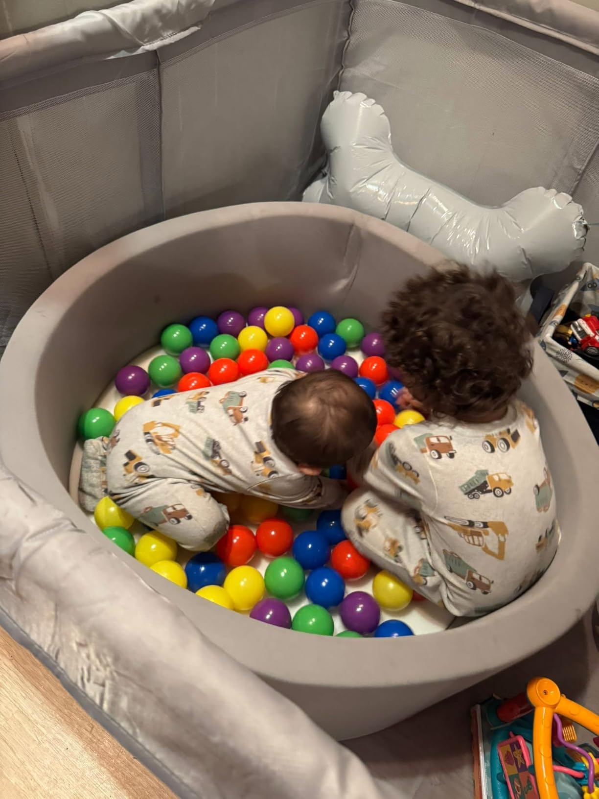 Zedachica Ball Pit for Toddlers 35.43''x11.81 Baby Ball Pits Soft Memory Foam Ball Pit Round Kids Ball Pit Indoor Game Kids Play Ball Pool Ideal Gift for Girls and Boys (Grey, NO Balls) customer photo 1