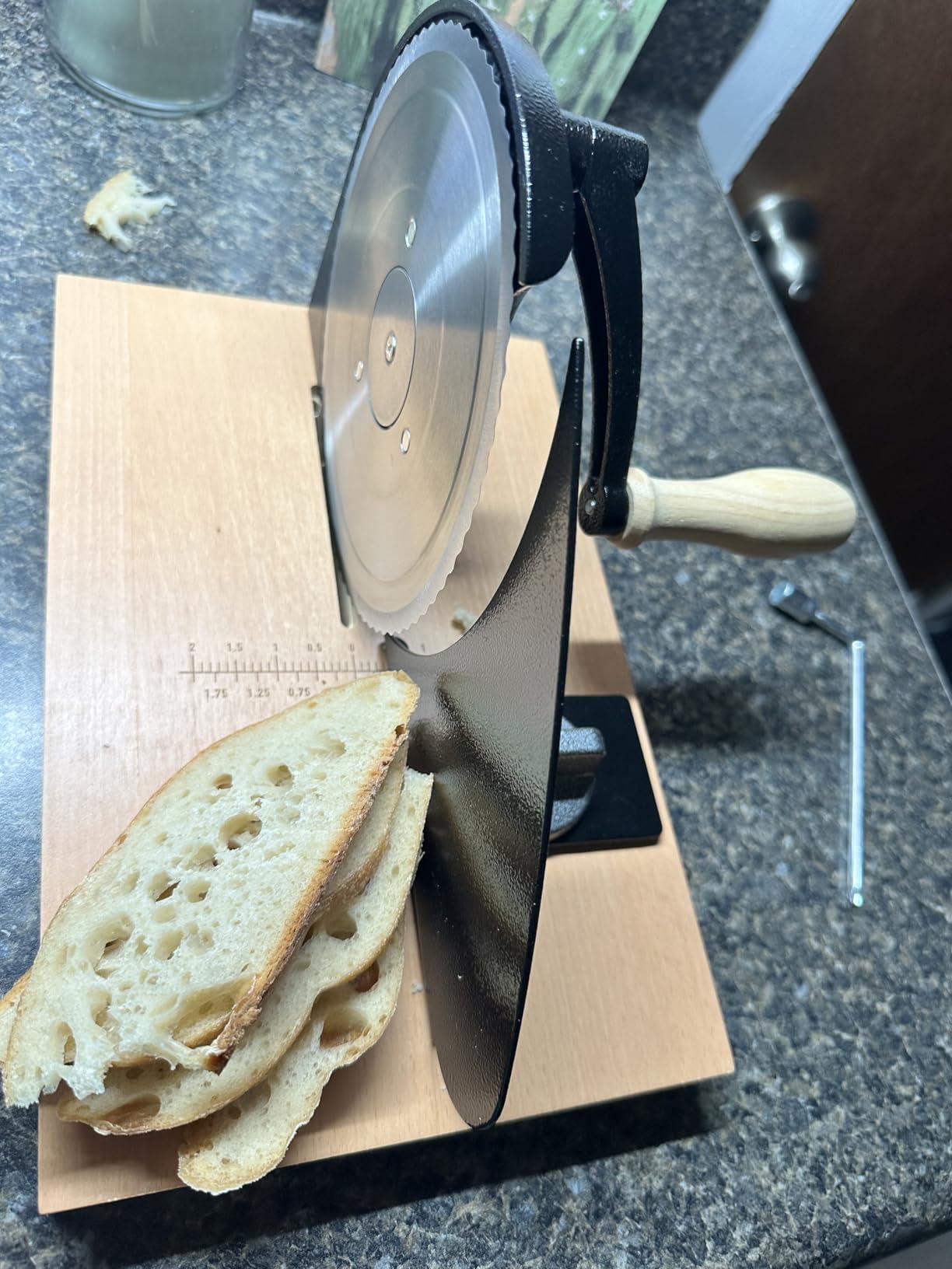 vanerepok Manual Bread Slicer Adjustable Thickness for Homemade Sourdough | Hand Crank Bread Cutter with Scale & Stable Suction Cups & Wood Base for Even Slicing Perfect Baking Gift for Home Bakers customer photo 2