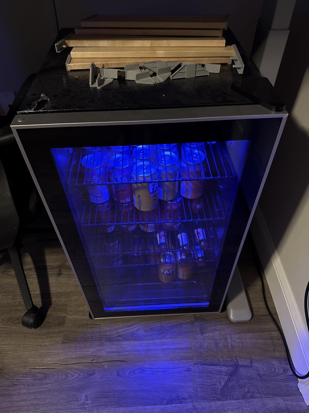 Electactic 50 Cans Beverage Refrigerator Cooler, 1.3 Cu.ft Mini Fridge Countertop Drink Cooler with Glass Door for Beer, Soda,Wine, Adjustable Digital Temperature Control for Home Dorm Bar, Black customer photo 1