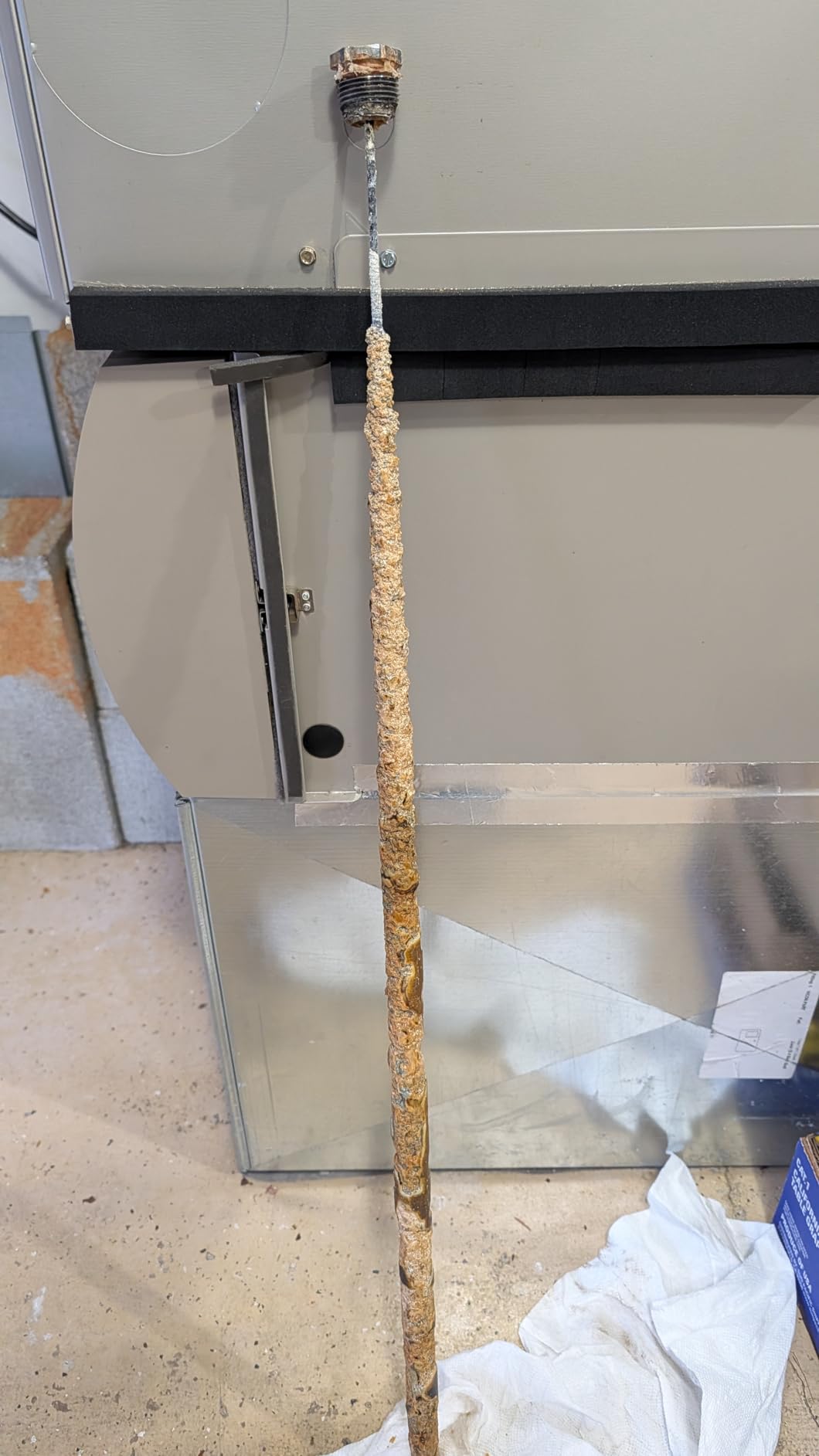 Powered Anode Rod for Water Heater, Electric Anode Rod for Water Heater, Eliminate Sulfur Smell in Well Water, Eliminate Rotten Egg Smell in Water, for 40-89 Gallon Except Bradford White customer photo 2