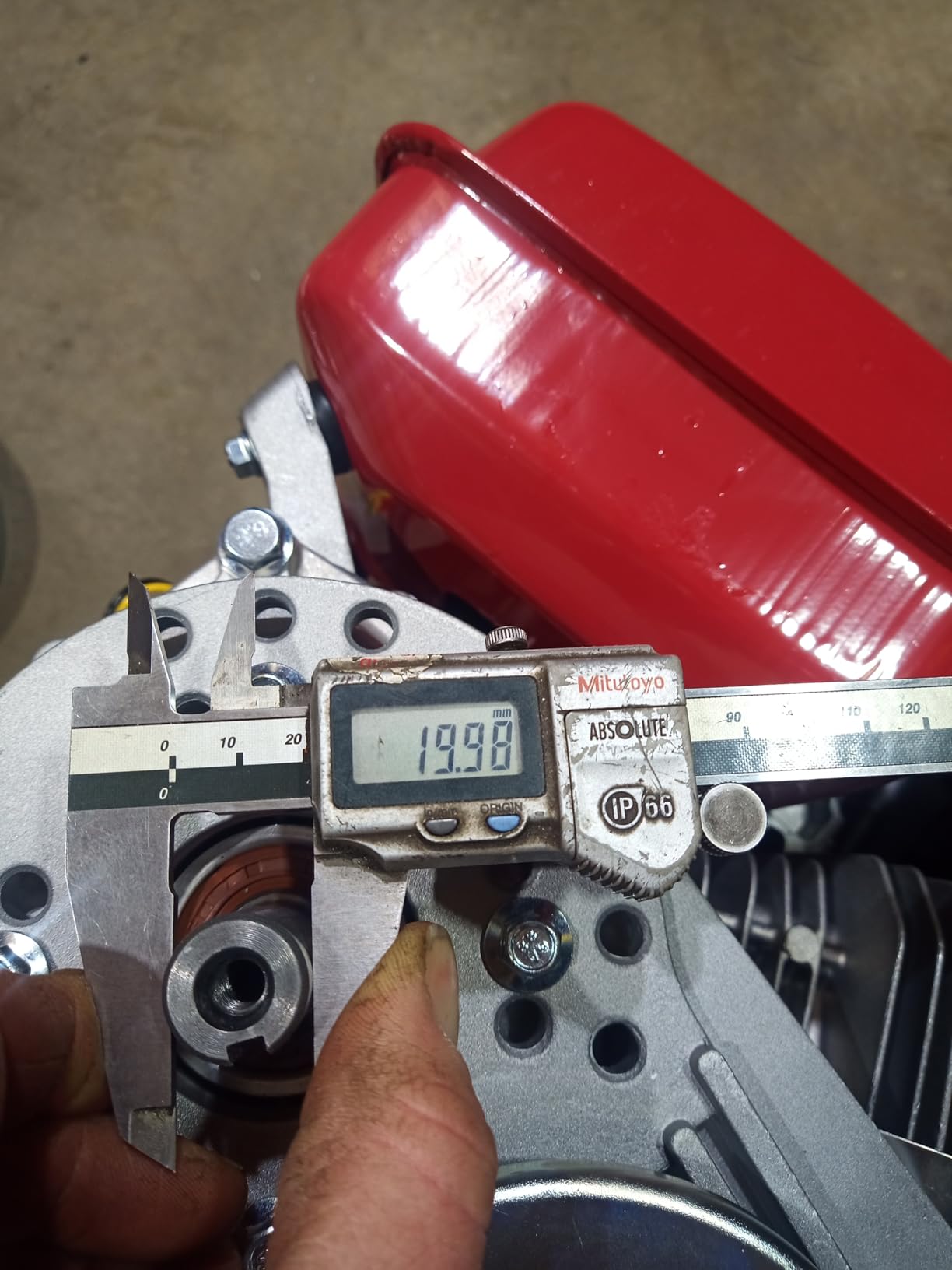 212CC Engine, 7.5HP 4 Stroke Gas Engine 3600 RPM Petrol Engine Go Kart Engine Mini Bike Engine, 25° Inclined Single Cylinder Forced Air Cooling, 5mm Shaft Keyway, 20mm Shaft Diameter customer photo 1