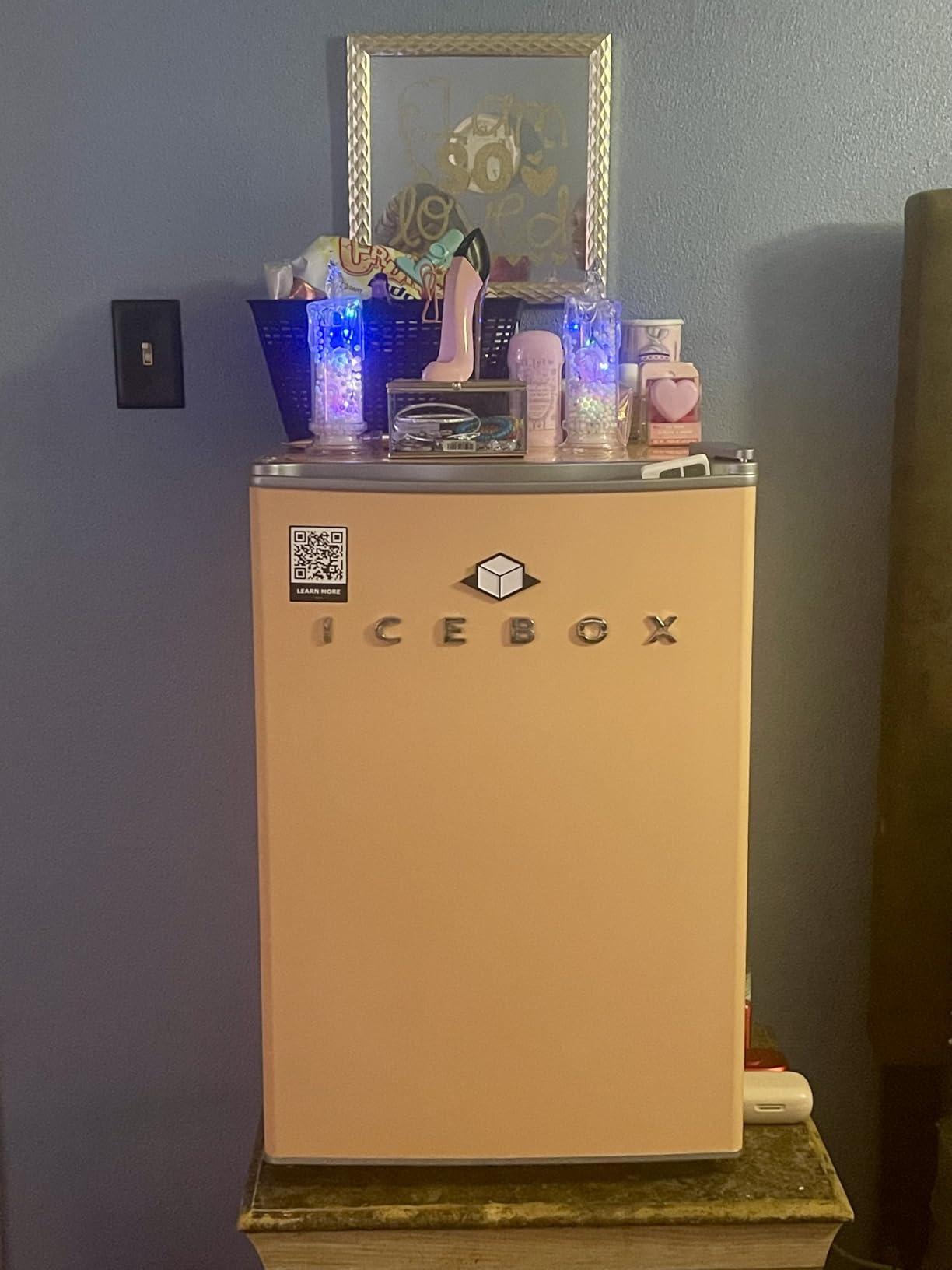 ICEBOX 2.5 Cu. Ft. Compact Refrigerator, ENERGY STAR Certified Small Refrigerator, Single Door Mini Fridge with Chiller Compartment, R600a Refrigerant, IBCR25SLT, Slate Blue customer photo 2