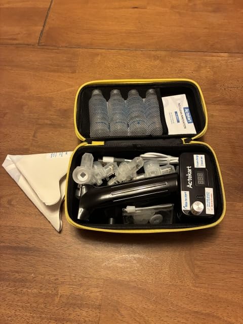 2nd Gen No-Clean Airbrush Kit, 30PSI Cordless Rechargeable Dual-Action for Gunpla & Tabletop Miniatures. Includes 4 Interchangeable Nozzles: Two 0.3mm (Fine Detail) & Two 0.5mm (Base Coat) customer photo 2
