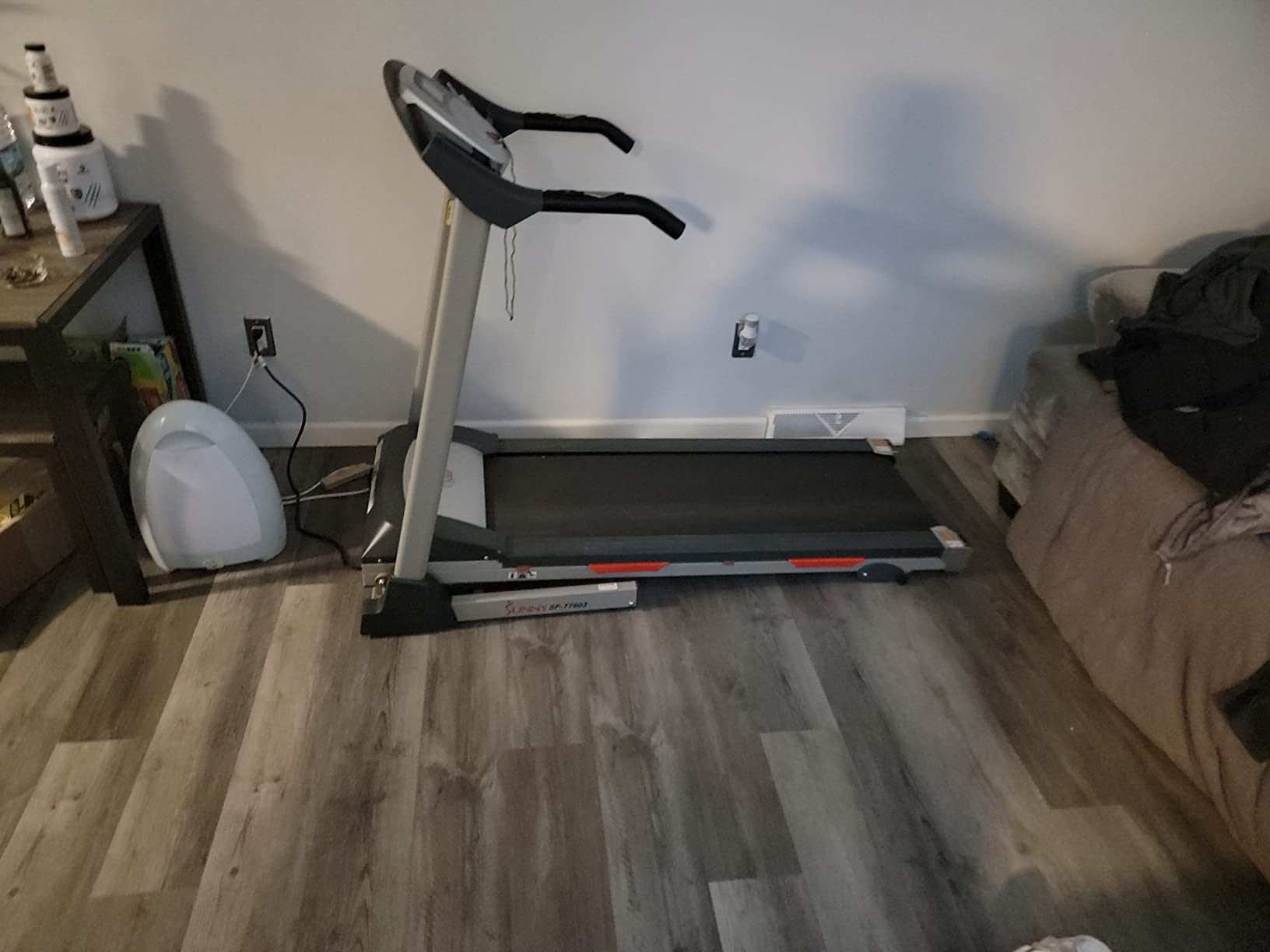 Sunny Health & Fitness Smart Wi-Fi Treadmill with Auto Incline - 12% Auto Incline, Shock Absorbing Deck, Quick Speed & Incline Buttons customer photo 2
