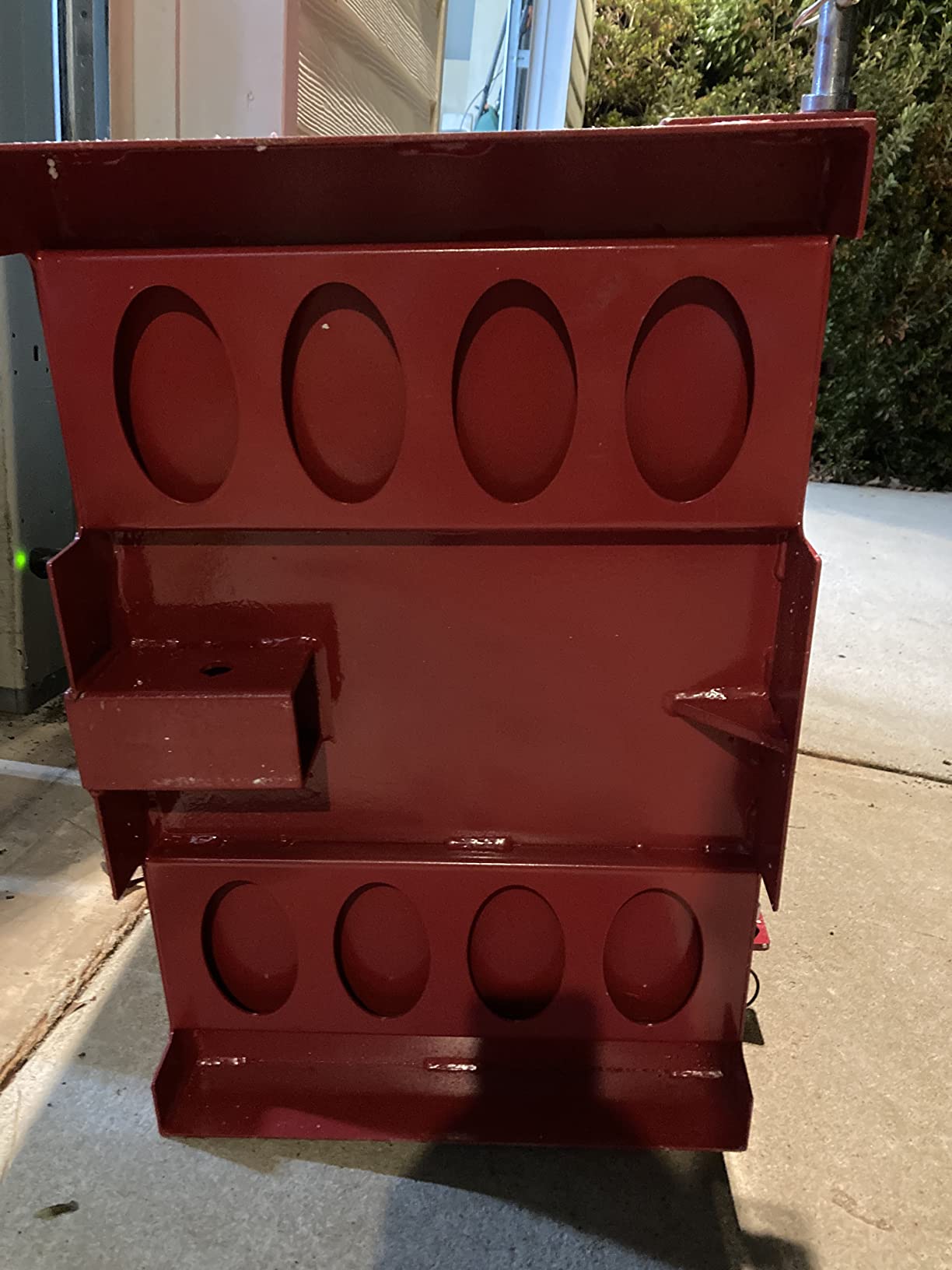 YINTATECH 800lbs 3 Point Capacity Tractor Ballast for CAT1, Red | 800lb Capacity Ballast Box for CAT-1 Tractors, 3 Point Hitch with 2