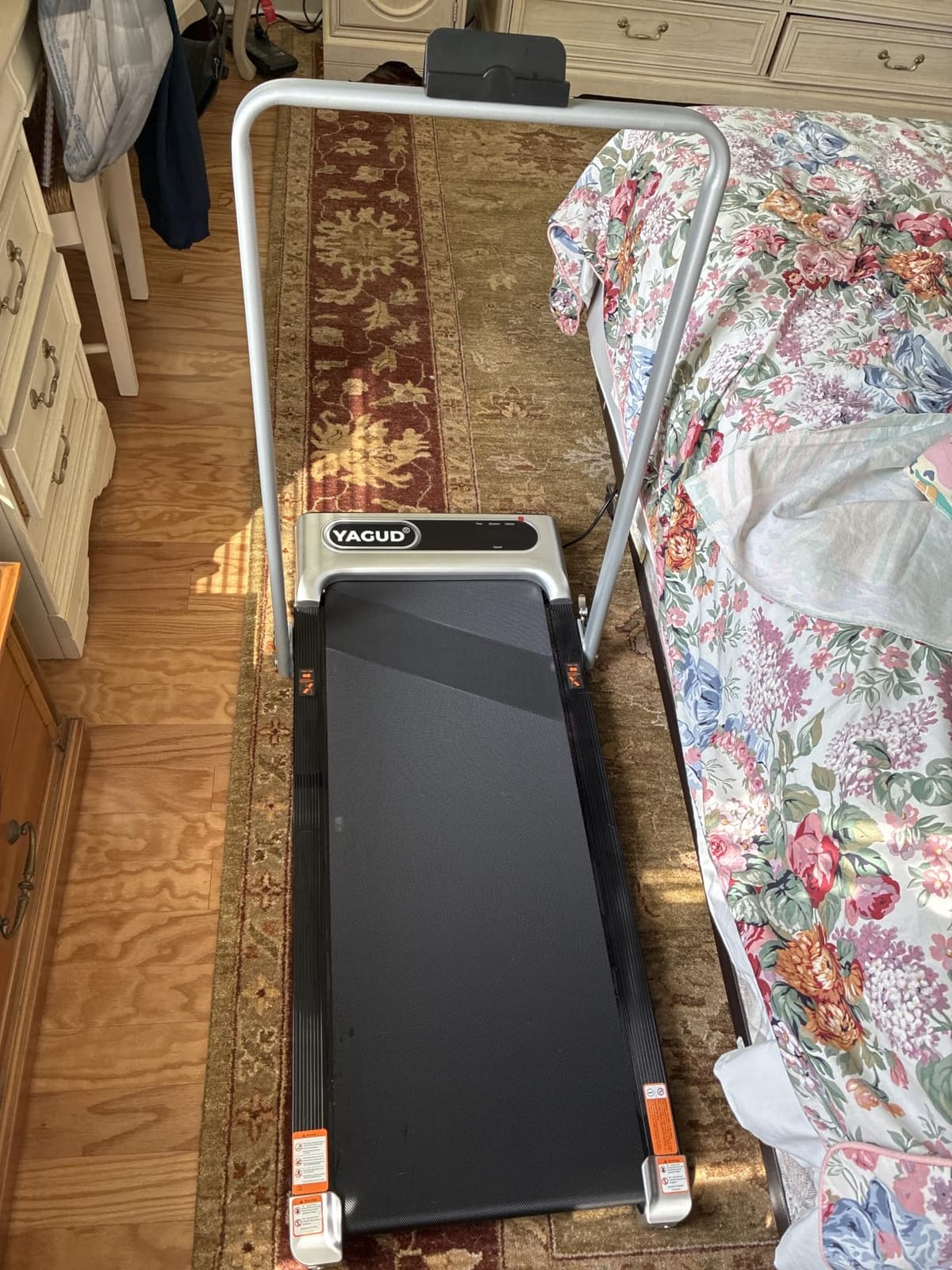 Walking Pad Treadmill for Home, Incline Walking Pad with Handle Bar | Sturdy Foldable Handles Treadmill with Remote, Quiet Anti-slip Portable Under Desk Walking Pad for small space at home office customer photo 2