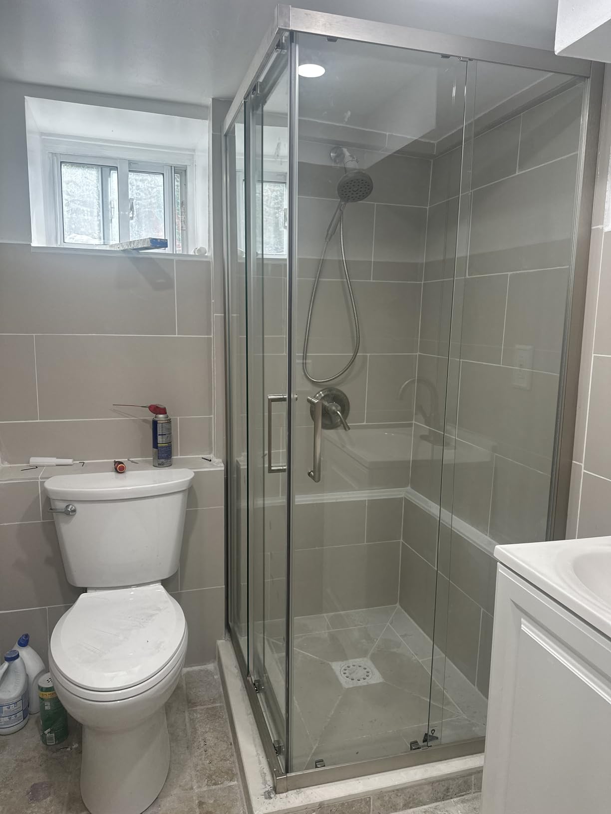 Corner Shower Door 34