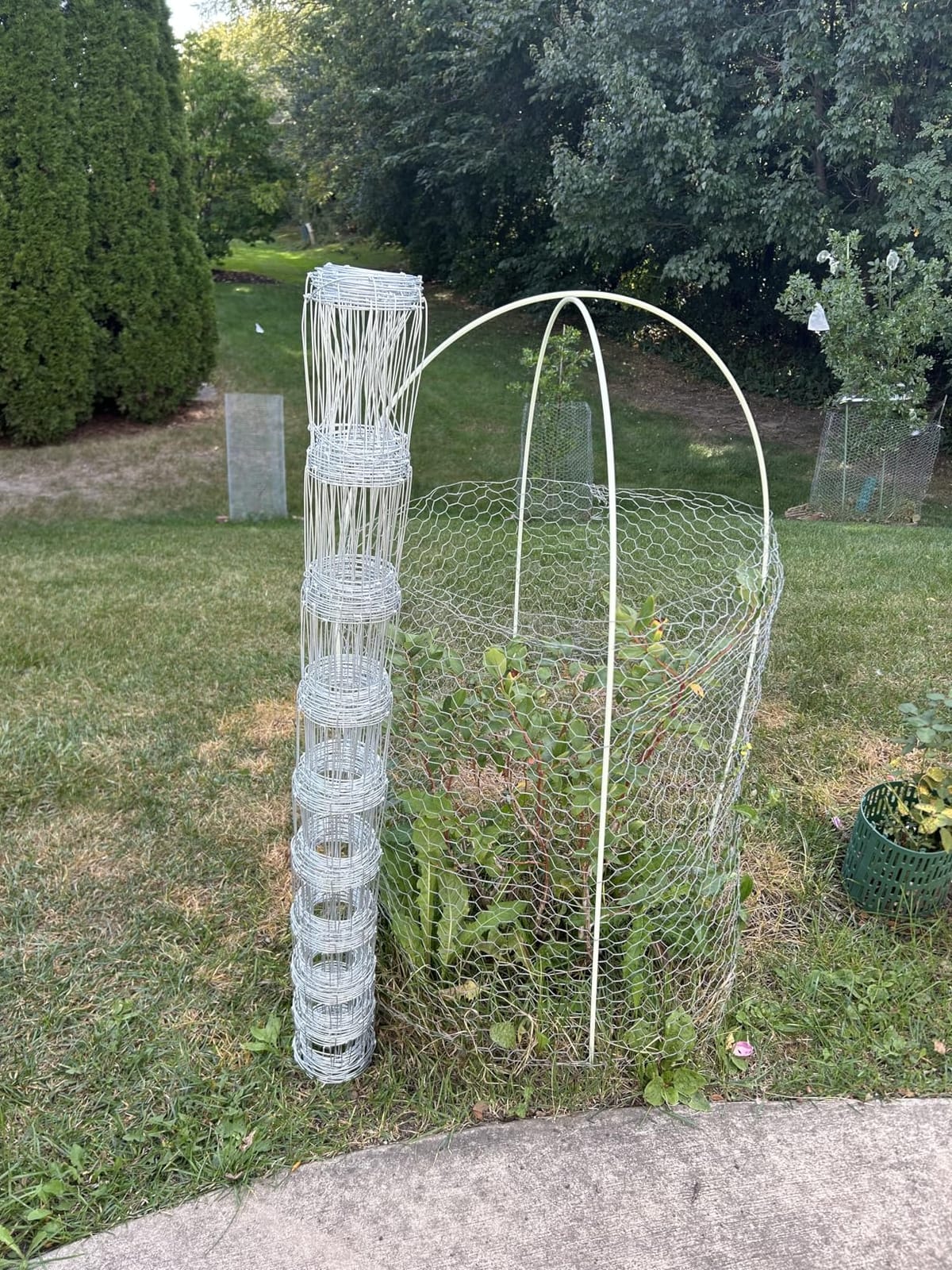 Farm Fence, 3ft X 164ft Wire Fence, Galvanized Woven Wire Fencing | Hog Goat Cattle Deer Livestock Fence for Yard and Animals Protection customer photo 2
