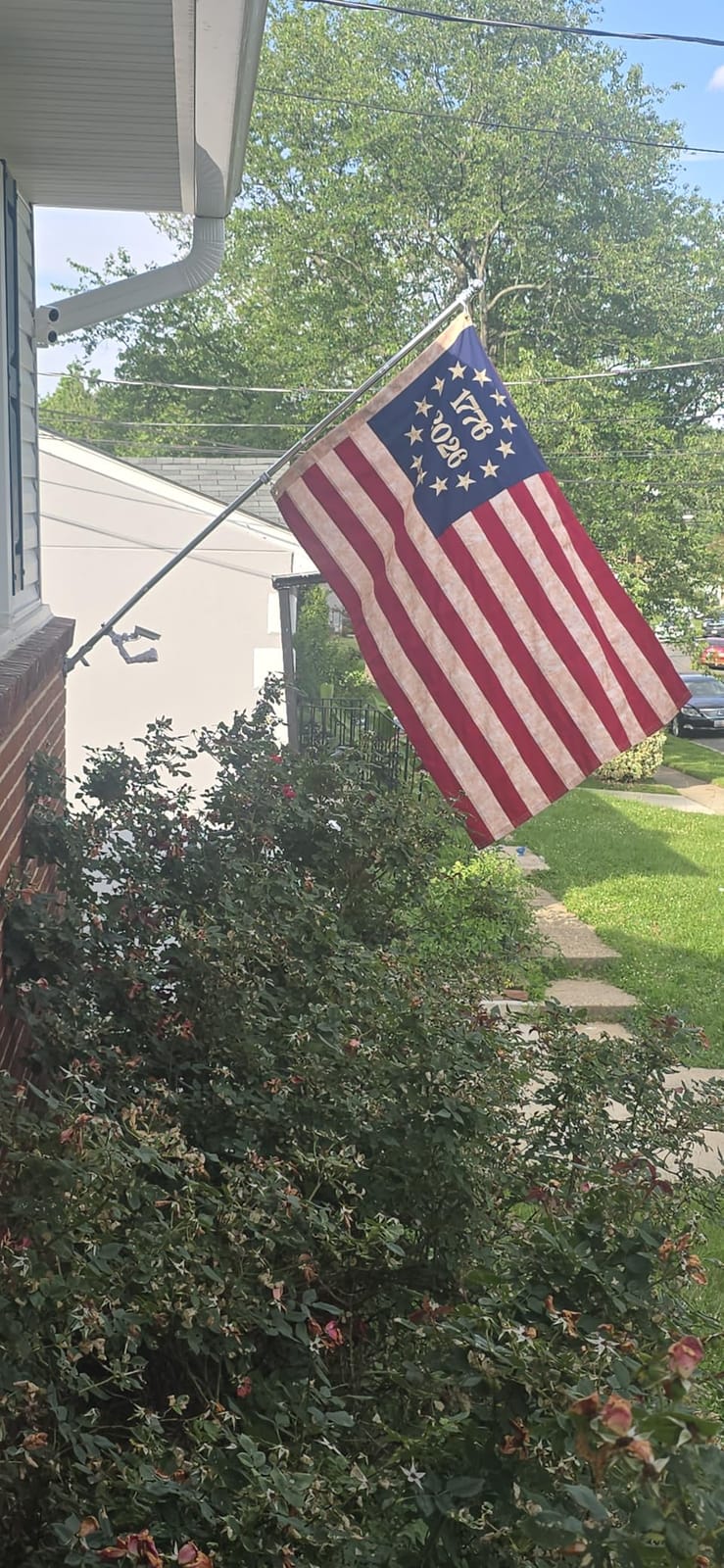 Anovo Flag Pole Kit- Stainless Steel 6 FT Flag Poles with1 Inch Metal 360° Rotating Flag Pole Rings Clip, Two-Position Flag Pole Holder Brackets Mounting for Outside House Outdoor Porch (6 FT-Sliver) customer photo 1
