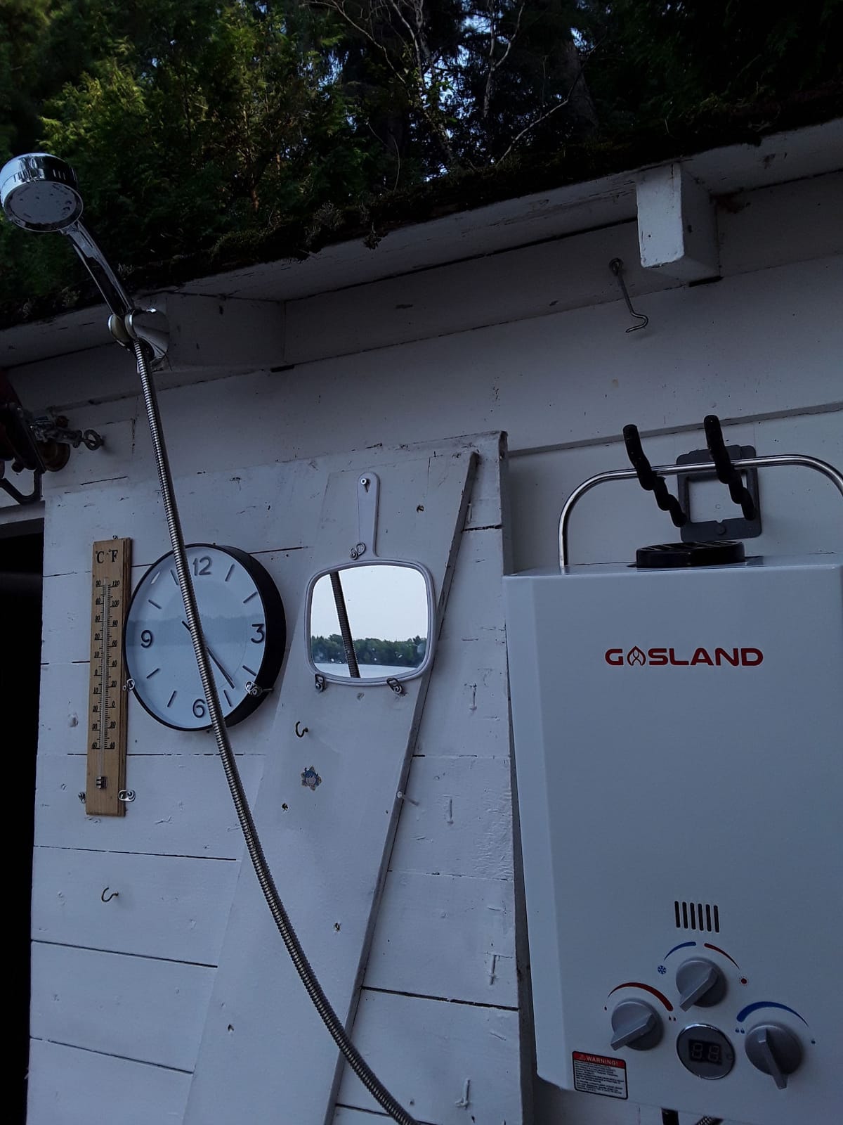 GASLAND Outdoor Tankless Propane Water Heater 136,000BTU | 20L 5.28 GPM | High Efficiency On Demand Hot Water Heater for Mobile Home, Off Grid, Mobile Home, Outdoor Kitchen, Emergency Backup, BE528 customer photo 2