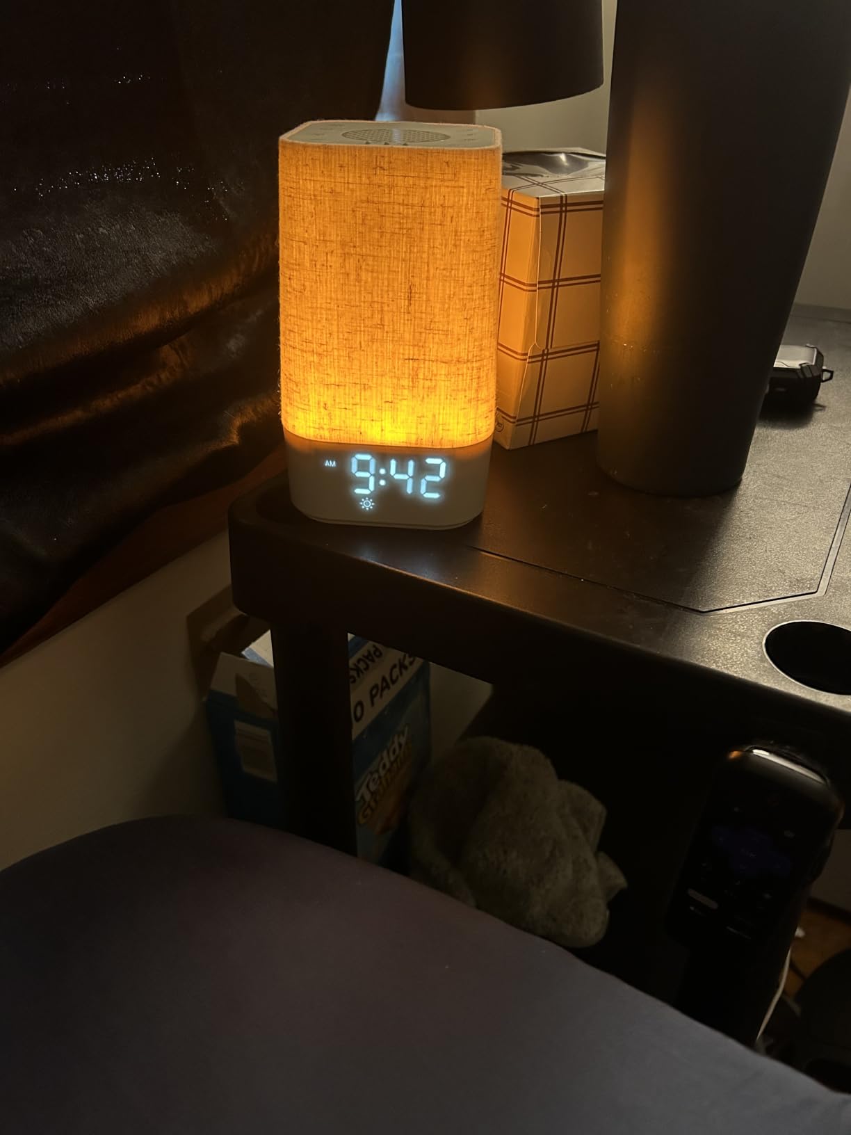 Sunrise Alarm Clock with Sound Machine, Gentle Wake Up Light for Bedroom | 10-60 Mins Gradual Light, 30 Soothing Sounds, Adjustable Brightness, 32-Level Volume, Bright & Loud Enough for Dark Morning customer photo 1