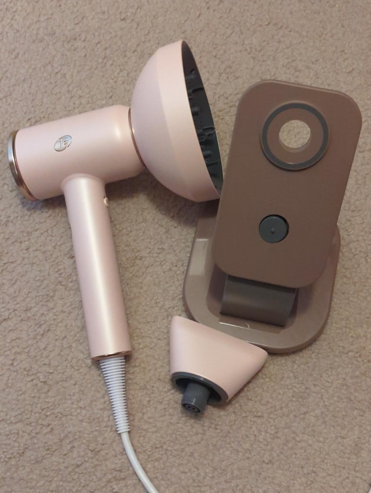 T3 Women's T3 Aire IQ Intelligent Hair Dryer customer photo 1