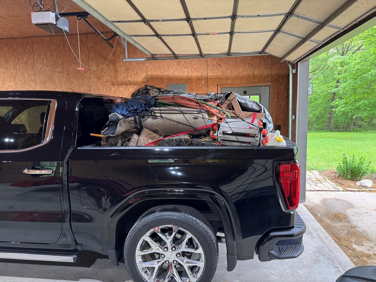 Rhino USA Bungee Cargo Net Set - Truck Bed Net with Carabiners & Case | 4x6ft Main + 15x15in Mini with Carry Case & Carabiners customer photo 1