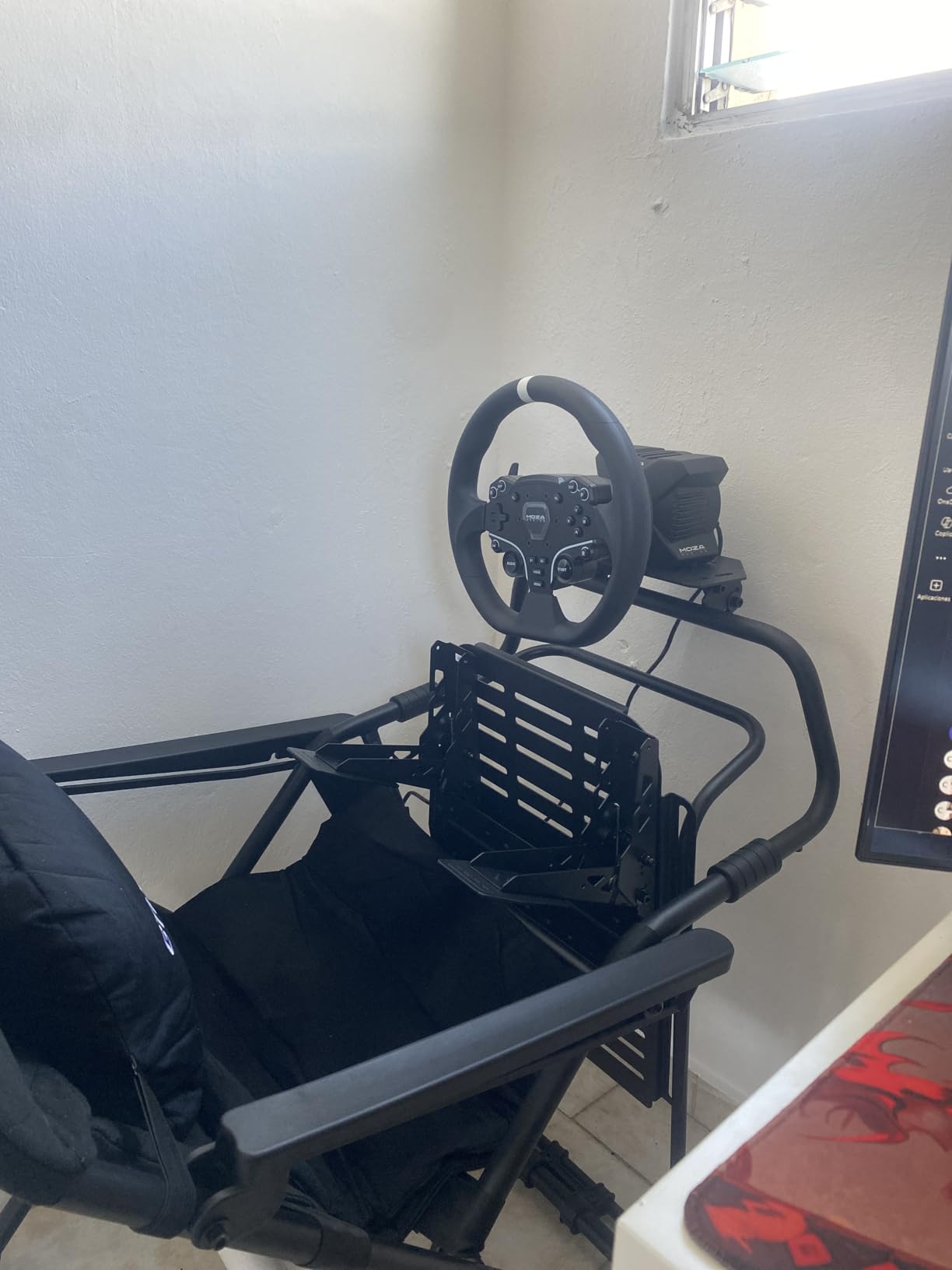 MOZA R3 Racing Simulator 4PCS Wheel & Pedals bundle for PC: R3 Direct Drive Base, ES Lite Steering Wheel, SR-P Lite Pedals and Table Clamp, Black customer photo 1