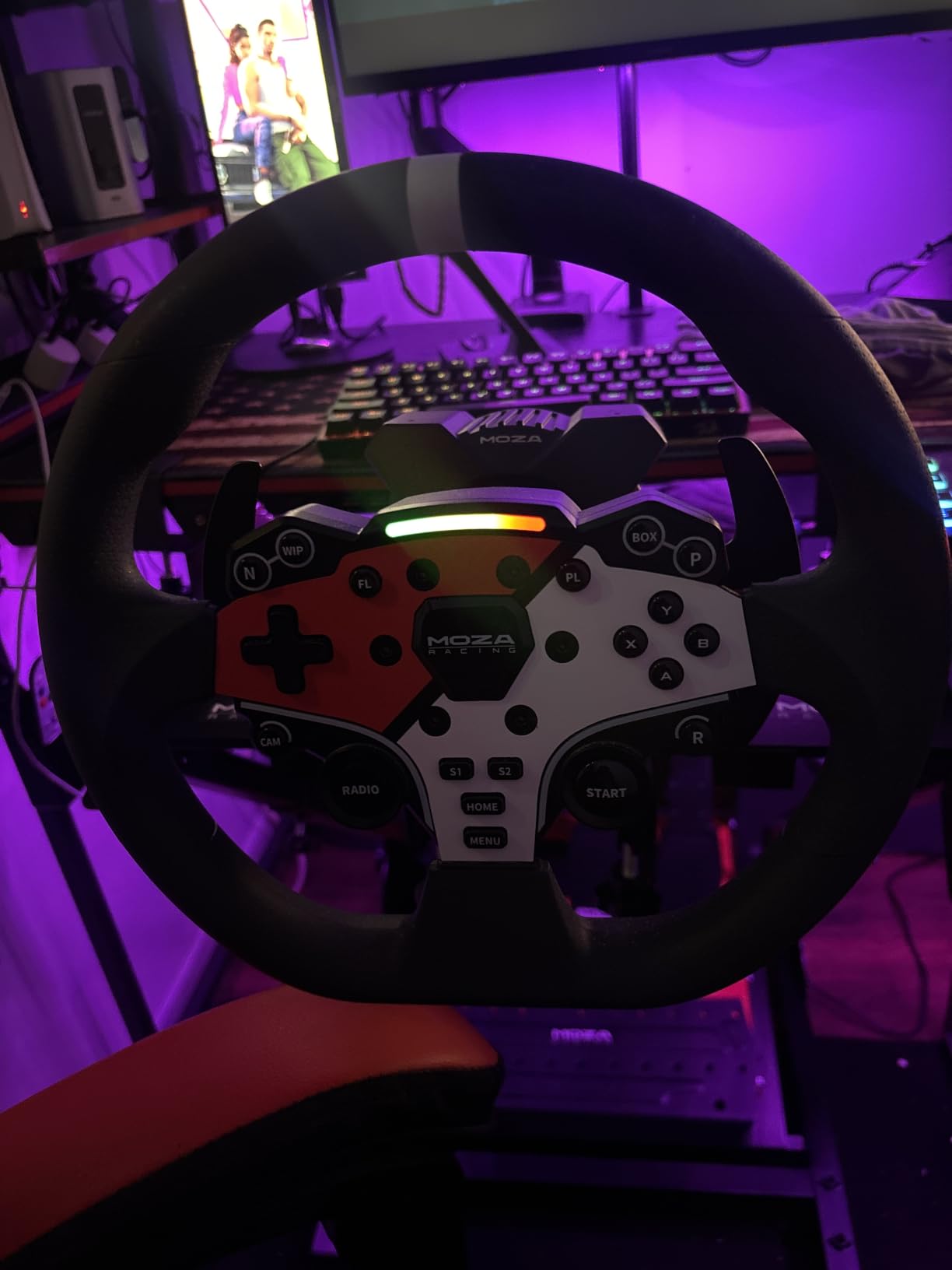 MOZA R3 Racing Simulator 4PCS Wheel & Pedals bundle for PC: R3 Direct Drive Base, ES Lite Steering Wheel, SR-P Lite Pedals and Table Clamp, Black customer photo 2