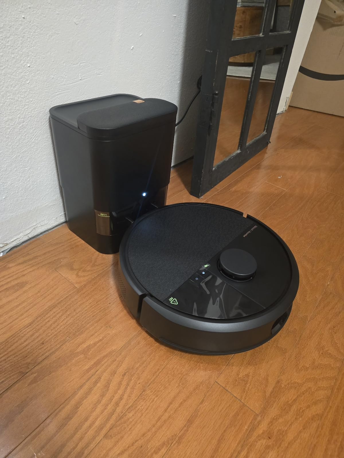 iRobot Roomba Max 705 Robot Vacuum with AutoEmpty Dock, Powerful Suction, Dual Rubber Anti-Tangle Brushes, LiDAR Navigation, Obstacle & Anti-Fall Detection, for Carpet and Hard Floors customer photo 1