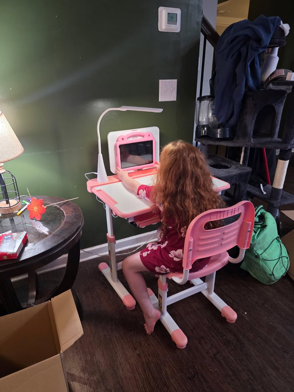 VEVOR Kids Study Chair and Desk Set, Study Desk and Chair for Kids with Table Lamp, Adjustable Height & 0-40° Tilted Desktop customer photo 1