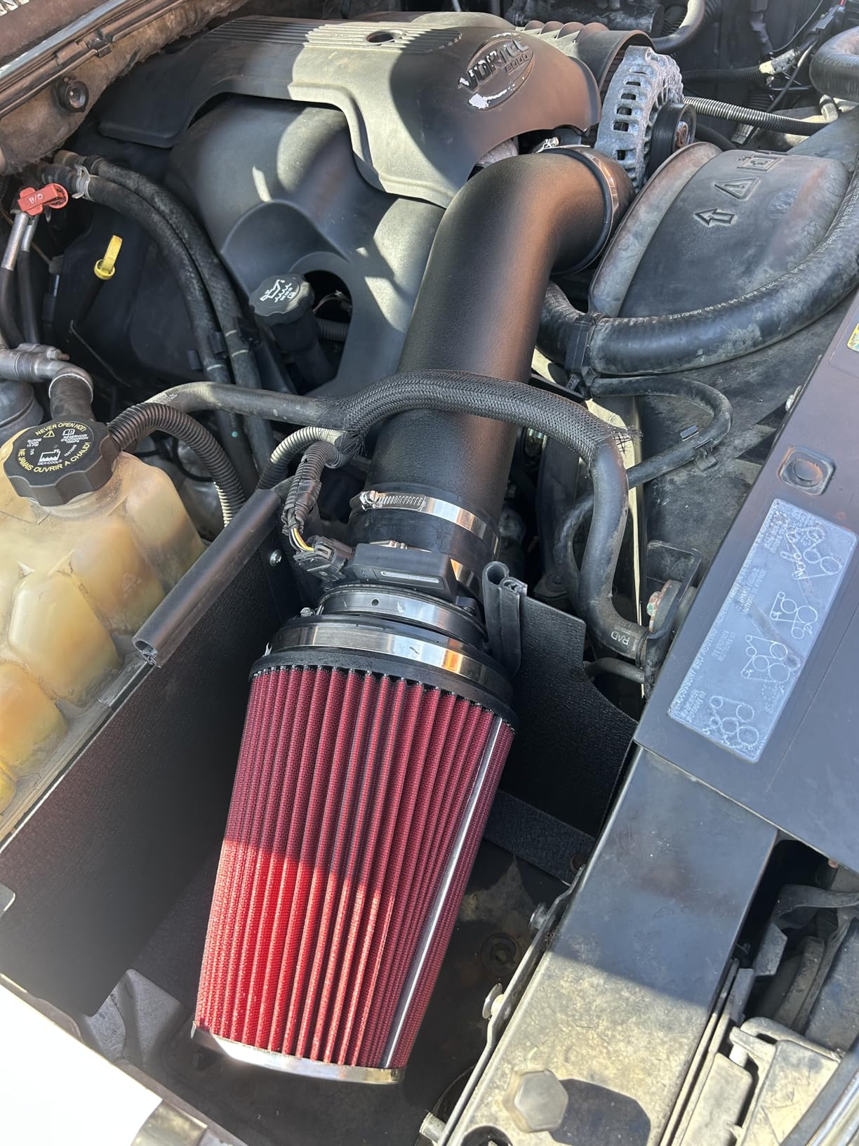 Cold Air Intake for 2014-2019 Chevy/GMC/Cadillac 5.3L 6.2L V8 BK | Fits for Silverado Sierra Tahoe Yukon Escalade Limited Models, Yukon XL. Not For Hybrid; Works With Auto Manual Transmission customer photo 2