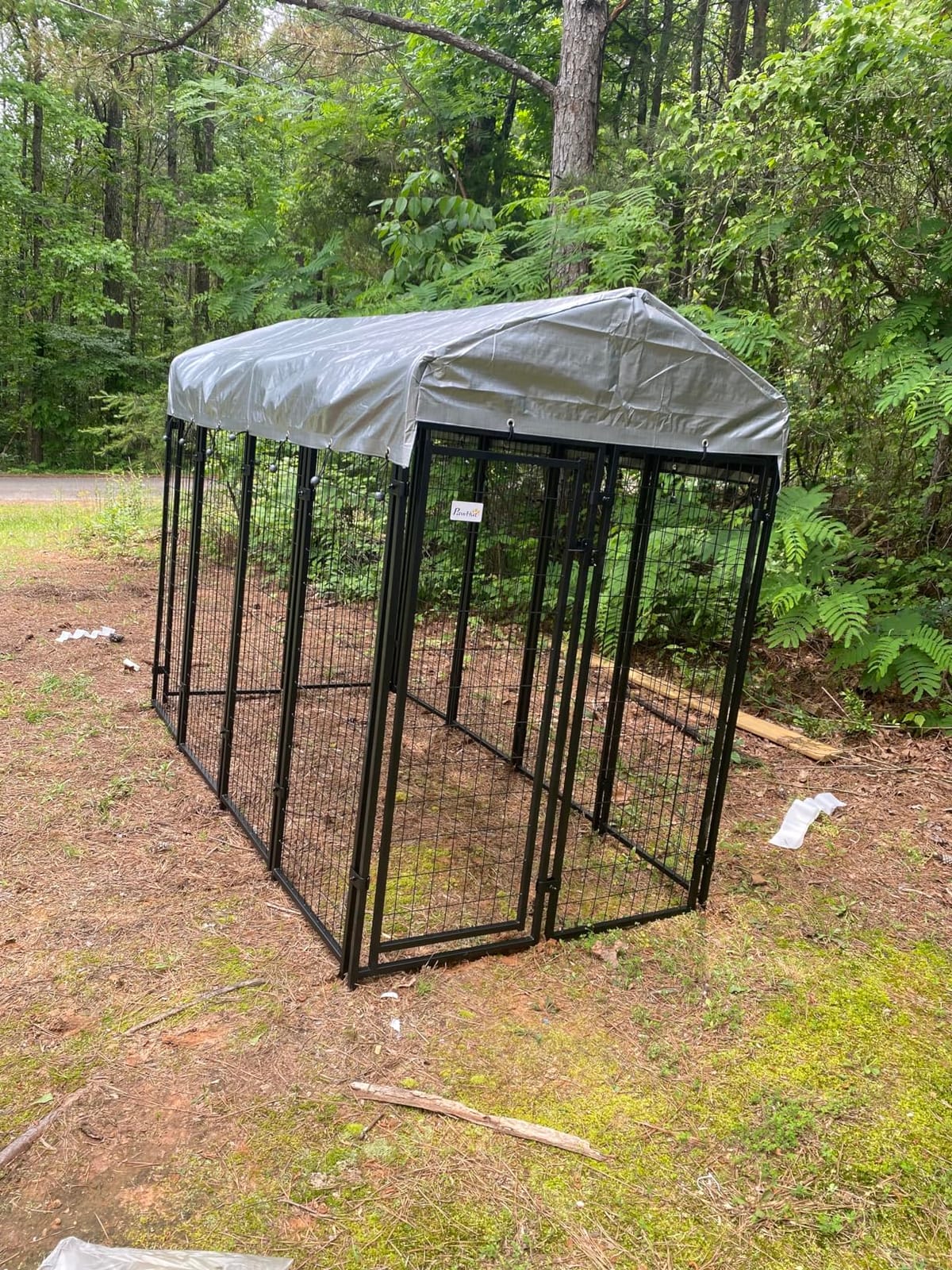 PawHut Outdoor Dog Kennel with Roof, 6' x 6' x 6' Heavy Duty Welded Wire Dog Playpen Enclosure with Escape-Proof Lock, UV-Resistant & Waterproof Cover, for Large Dogs, Chickens, Ducks, Silver customer photo 1