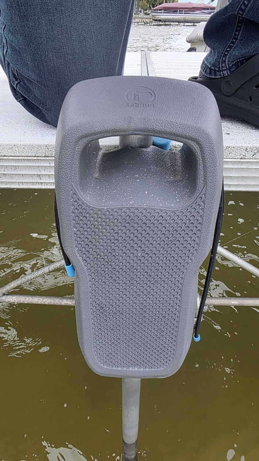 AWEMUFA Boat Fenders Easy to Install Bumper for Docking Ideal Fender for Pontoon, Bass, Jet Ski and Fishing Boats customer photo 1