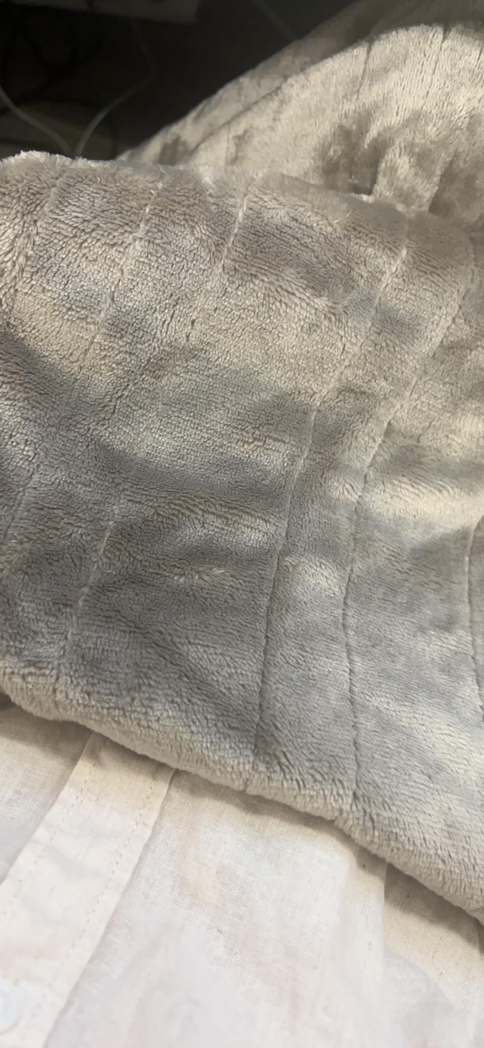 Tefici Heated Blanket Throw, Ultra Soft 2-Layer Flannel Electric Blanket | 3 Heat Settings, 4H Auto Off, ETL/FCC Certified, Overheat Protection, Machine Washable, for Couch & Bed, Office, Women Gifts customer photo 2