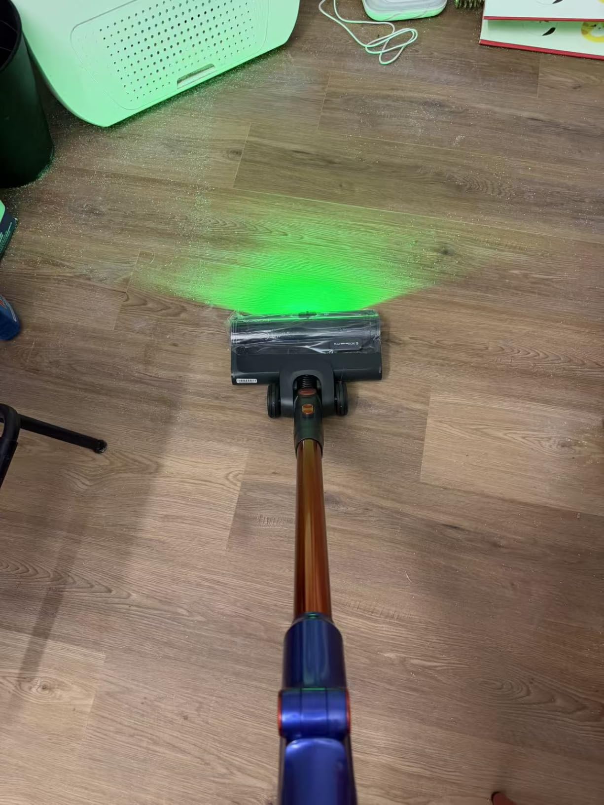 Tineco Pure ONE S70 Cordless Vacuum Cleaner, 200AW Powerful Suction, Up to 95min Runtime, Zero Tangle Brush, 180° Foldable Tube, Stick Vacuum Cleaner for Pet Hair, Carpet & Hard Floor (Gray) customer photo 1