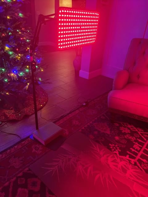 Morfone Red Light Therapy for Body Face Tri-Wavelength 660nm, 850nm, 940nm | LED Infrared Light Therapy Lamp Panel with Adjustable Stand Protective Glasses, Home Use, Gift for Women Girl, Black M customer photo 2