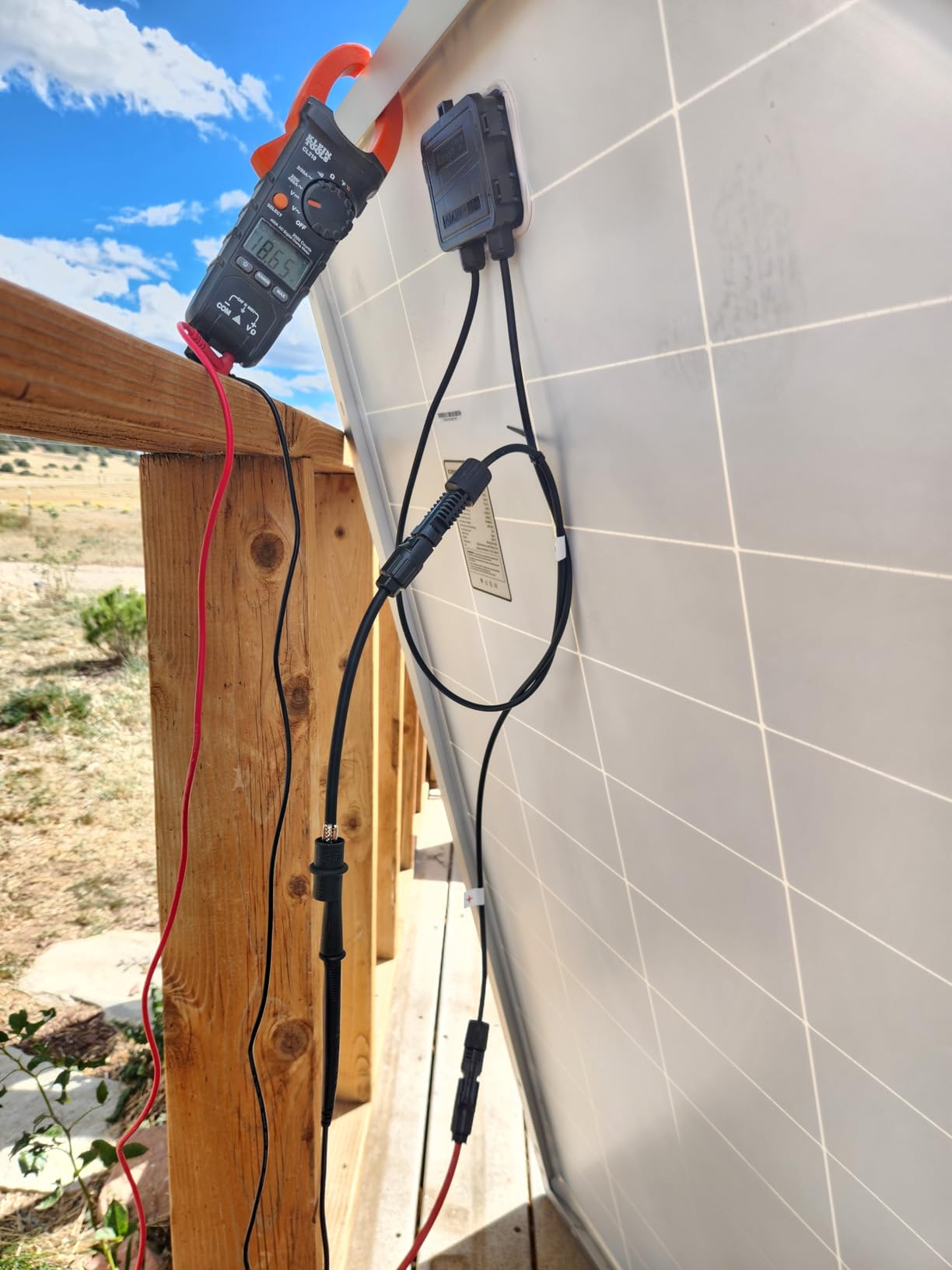 Renogy Solar Panels 400 Watt N-Type, 16BB 25% High-Efficiency | 2PCS 200W Solar Panels for RV Class B Van Marine Cabin Roof Home Farm and Other Off-Grid Systems, IP67 customer photo 1