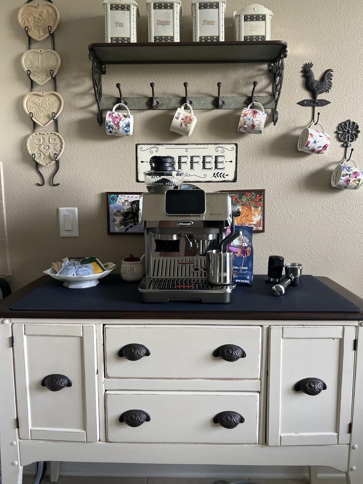 De'Longhi La Specialista Touch Espresso Machine with Coffee Grinder, Guided Brewing, 10 Preset Recipes, Automatic or Manual Milk Frother, Touchscreen Display customer photo 1