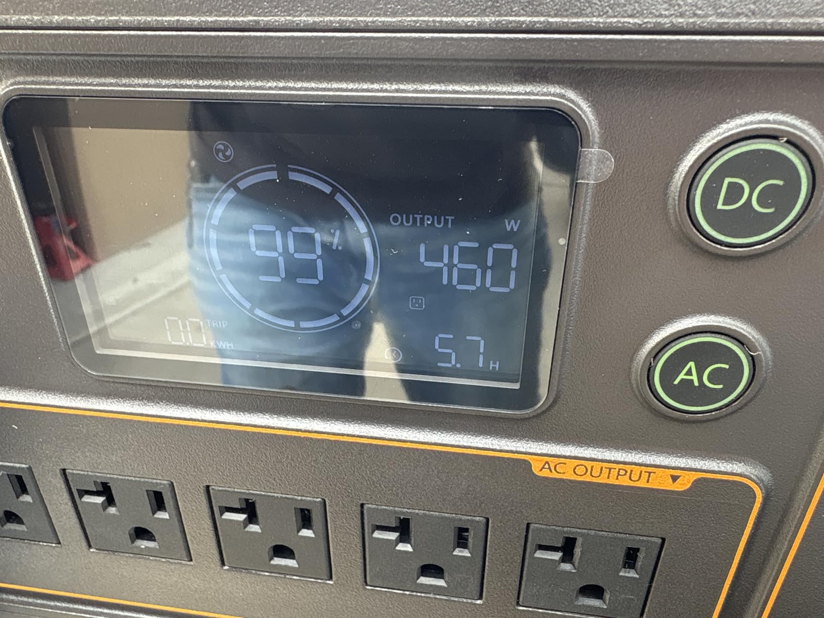 PECRON Portable Power Station F3000LFP, 3072Wh Solar Generator, 3600W LiFePO4 Battery Home Backup, Fast Charging Power Station Expand Capacity to 10752Wh, Solar Generators for Home Use, Camping, RV customer photo 2