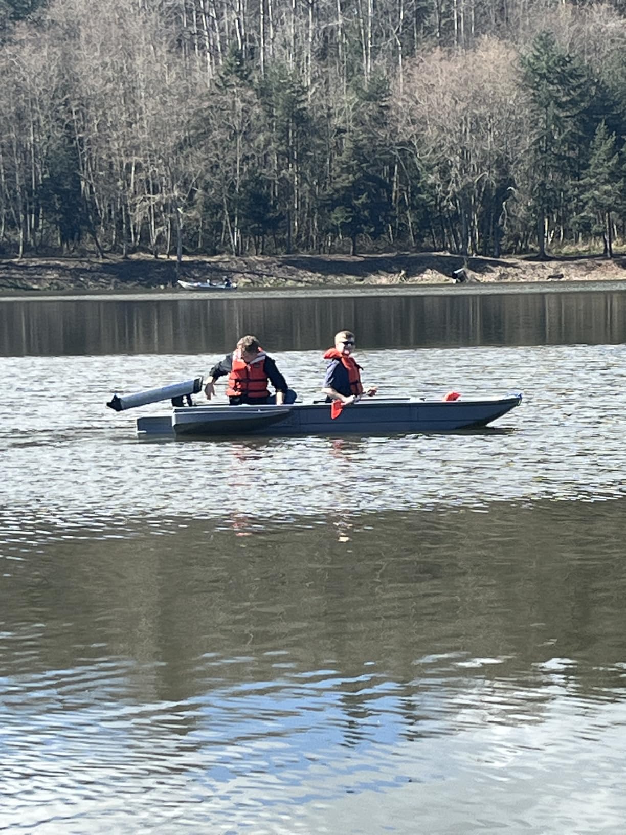 Fishing Boat, Folding Jon Boat with 3 Collapsible Modular Fishing Kayak and 2 Side&Tail Pontoons, Multipurpose Kayak Canoe, Up to 800lbs Buoyancy Suitable for 5-7 Person. customer photo 2