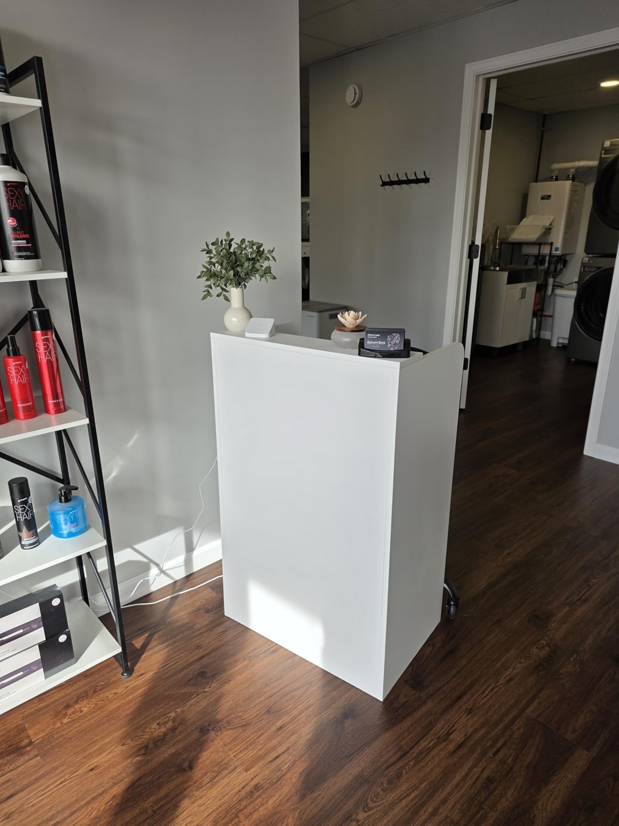 OmySalon Reception Desk with Counter, Small Front Desk w/Lockable Drawer, Wooden Modern Reception Table for Salon Lobby Office Home (White, 32) customer photo 2