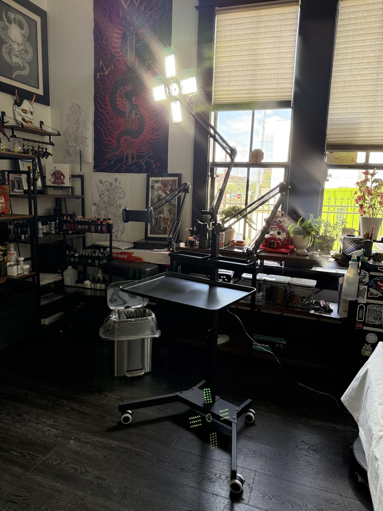 GBK Tattoo Workstation with 60W 360° LED Light, Extra-Large Magnetic Detachable Tray, Rolling Cart with Dual Phone/Tablet Stands, Salon Trolley for Tattoo Studio Artist Nail Tech customer photo 1