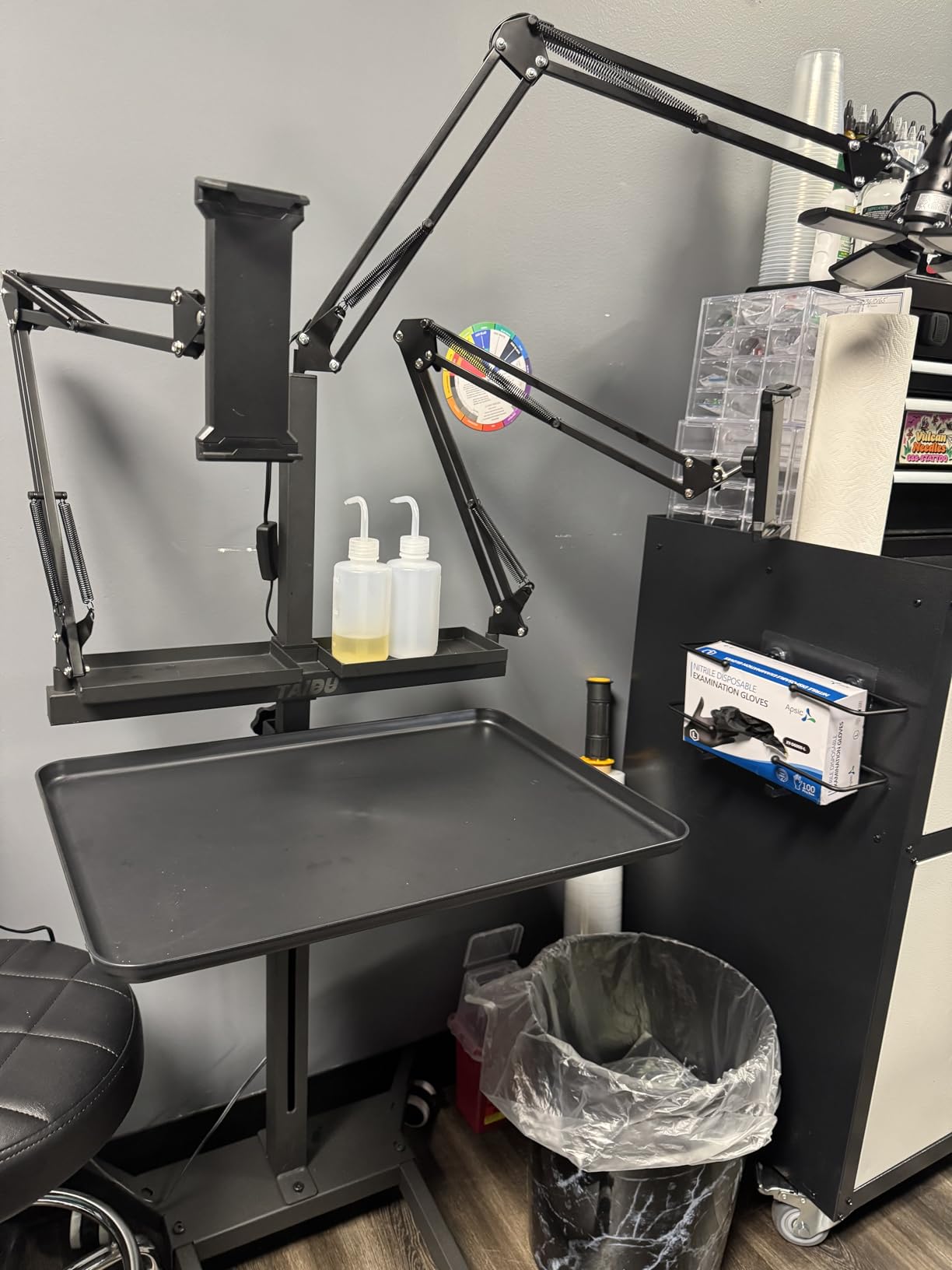 GBK Tattoo Workstation with 60W 360° LED Light, Extra-Large Magnetic Detachable Tray, Rolling Cart with Dual Phone/Tablet Stands, Salon Trolley for Tattoo Studio Artist Nail Tech customer photo 2