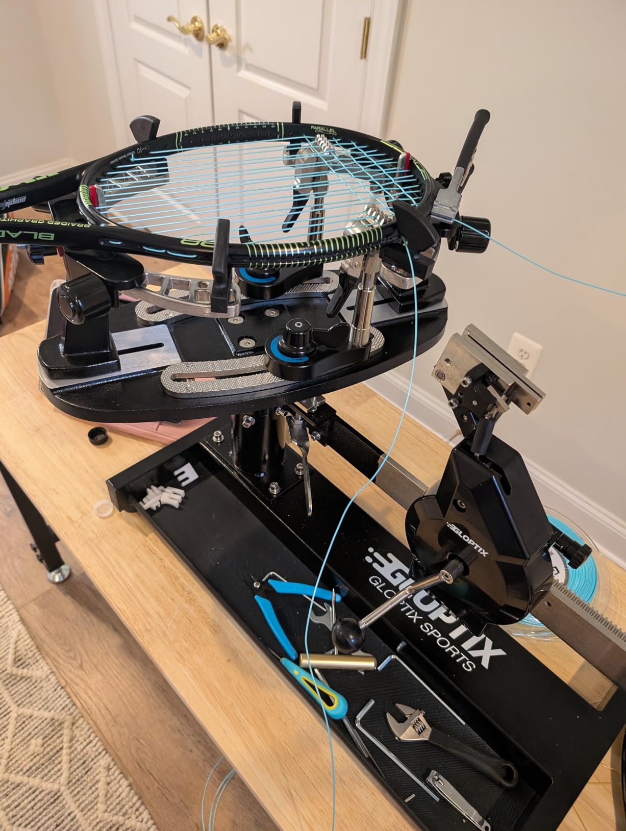GT-160 Tennis Racket Stringing Machine Manual Desktop Progression Racket String Tools, with Tools and Accessories customer photo 2