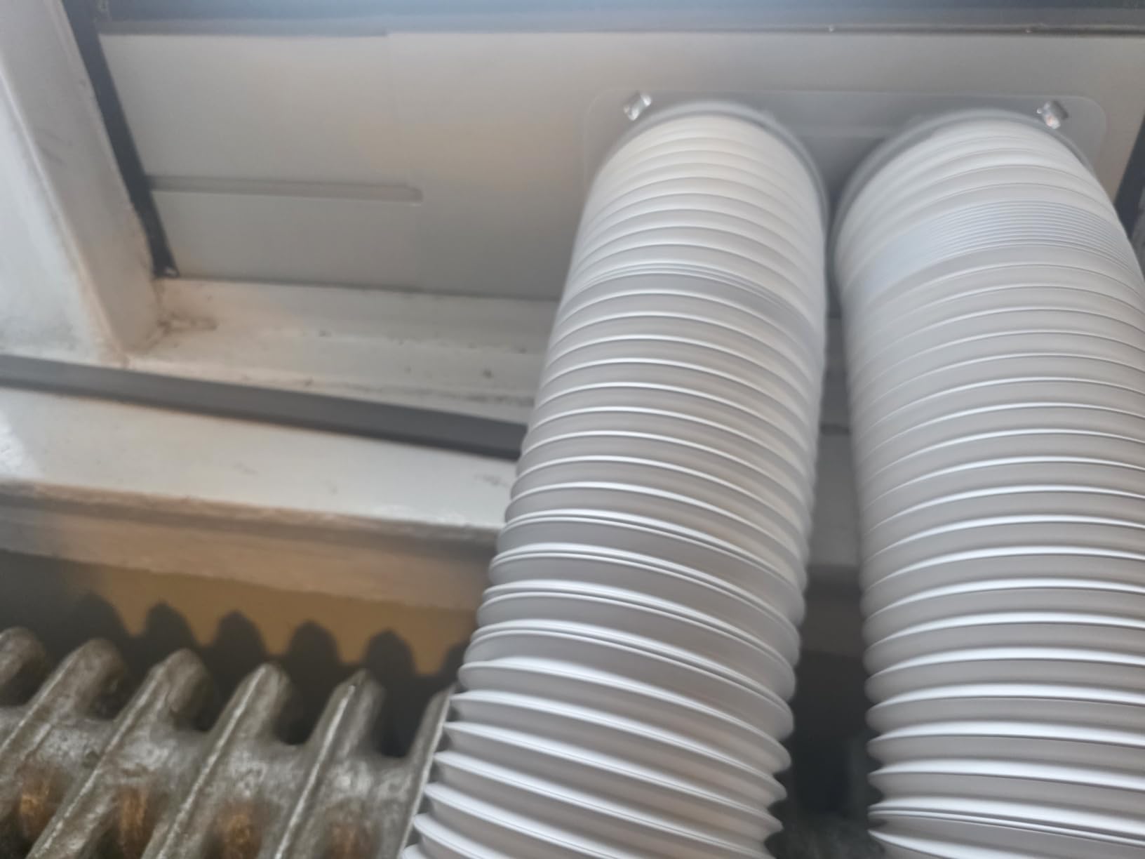 Hisense 8,000 BTU DOE/SACC (10,000 ASHRAE) Portable Air Conditioner Dual Hose & Inverter, 350 Sq Ft, Wi-Fi, ConnectLife App Google & Alexa, 3 operating modes, Noise 42 dB HAP0825TWD (Renewed) customer photo 1