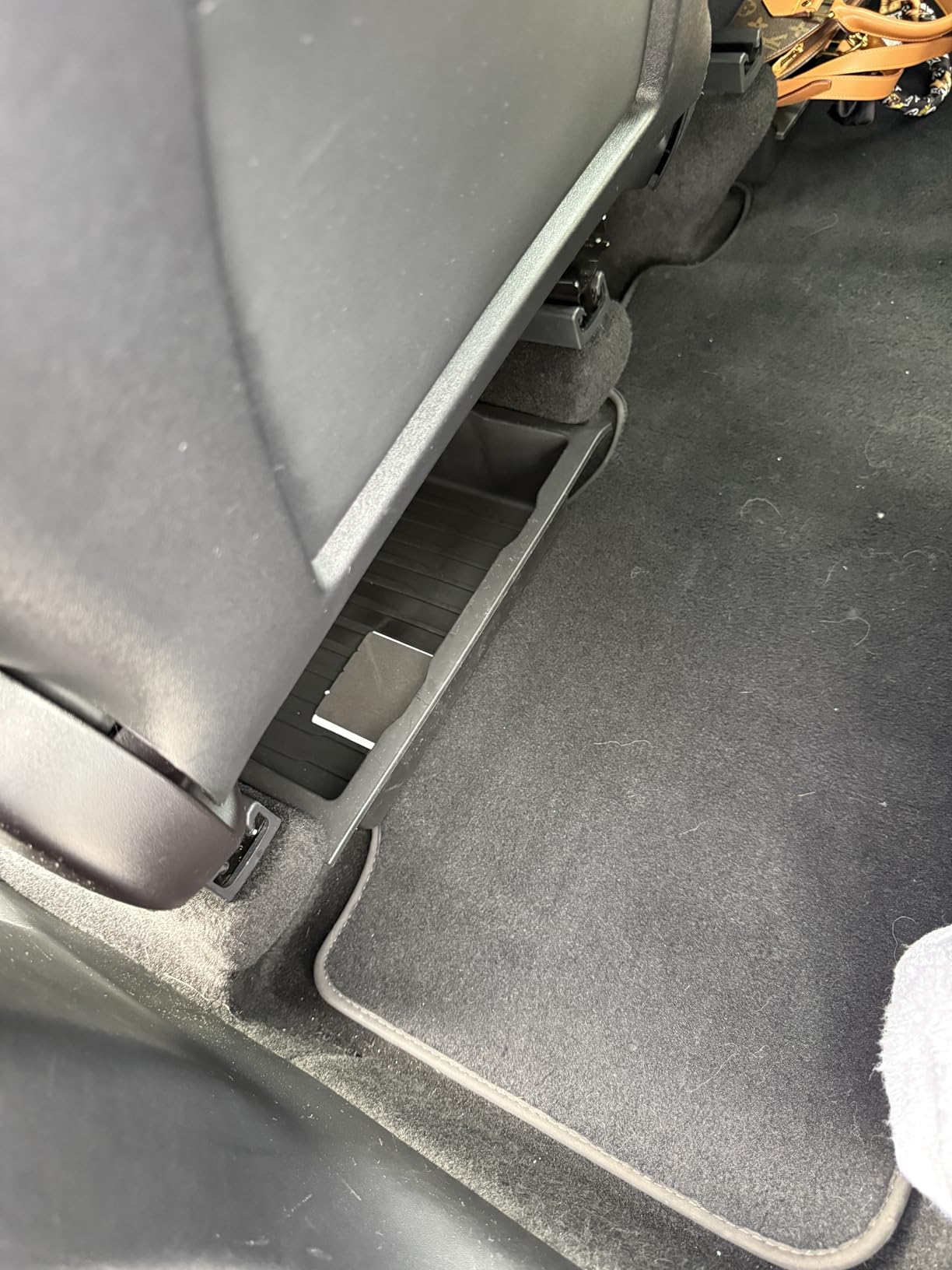 VaultsOnWheels Under Seat Storage Box Fit for 2026 2025 2024 Tesla Cybertruck Accessories, Console Organizer Truck Tool Box Custom Fit Detachable Underseat Organizer customer photo 2