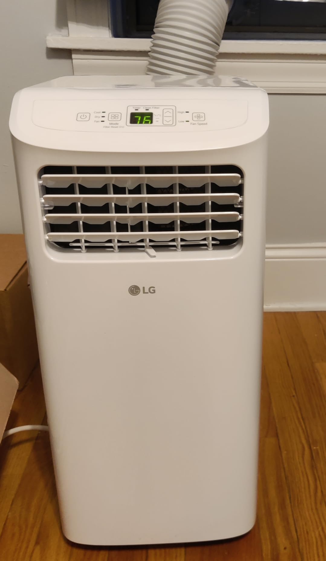 LG Portable Air Conditioner LP0621WSR White (Renewed) | 6000 BTU, cools 250 sq ft, 115V, LCD remote, window venting kit, 24hr timer, washable filter customer photo 1