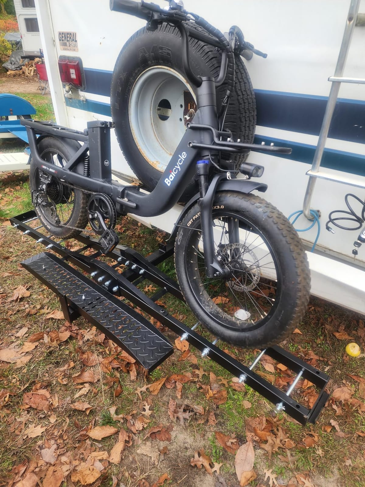 ECOTRIC 500LB Hitch Mount Motorcycle Carrier Transportation Racks Hitch | Mount Rack Dirt Bike Hitch Truck Heavy Duty Steel Powder Coated Black w/Loading Ramp Tilt Stability Locking Device customer photo 1