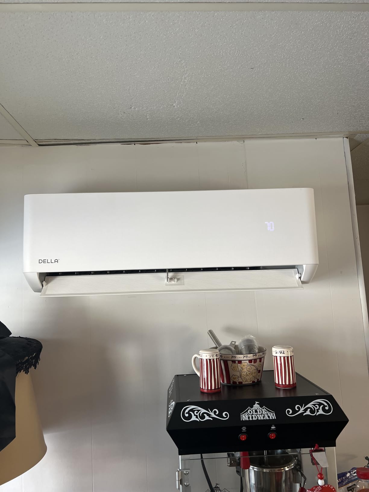 DELLA 12000 BTU Mini Split AC, Soft Airflow, 25 SEER2 230V, Ultra Hyper Heat Down to -22°F, Energy Star, Heat Pump, Up to 550 Sq. Ft, Smart WiFi Alexa, 1 Ton Ductless Inverter System, 16.4ft Kit customer photo 1